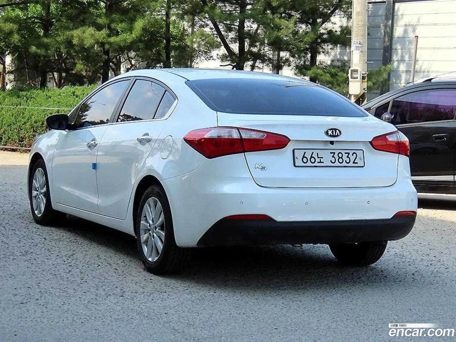 Kia K3 2014 — 18