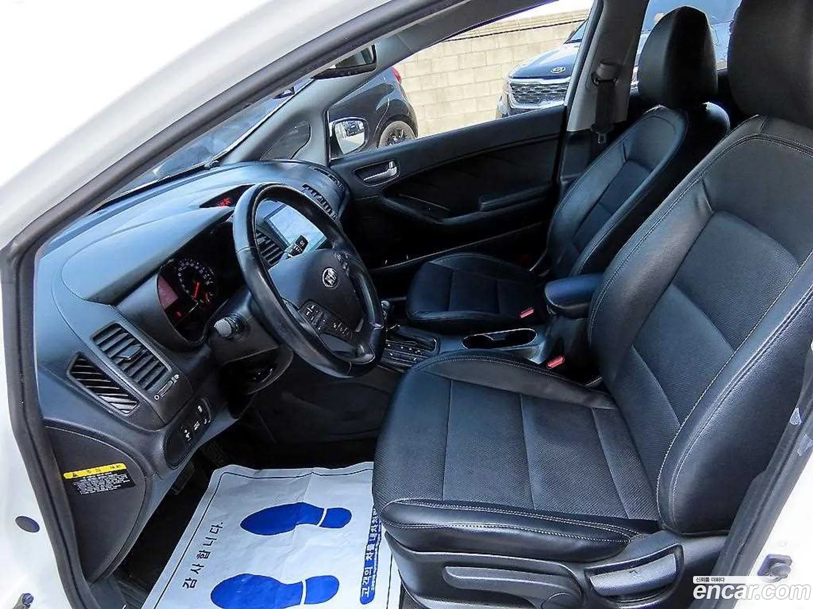 Kia K3 2014 — 6
