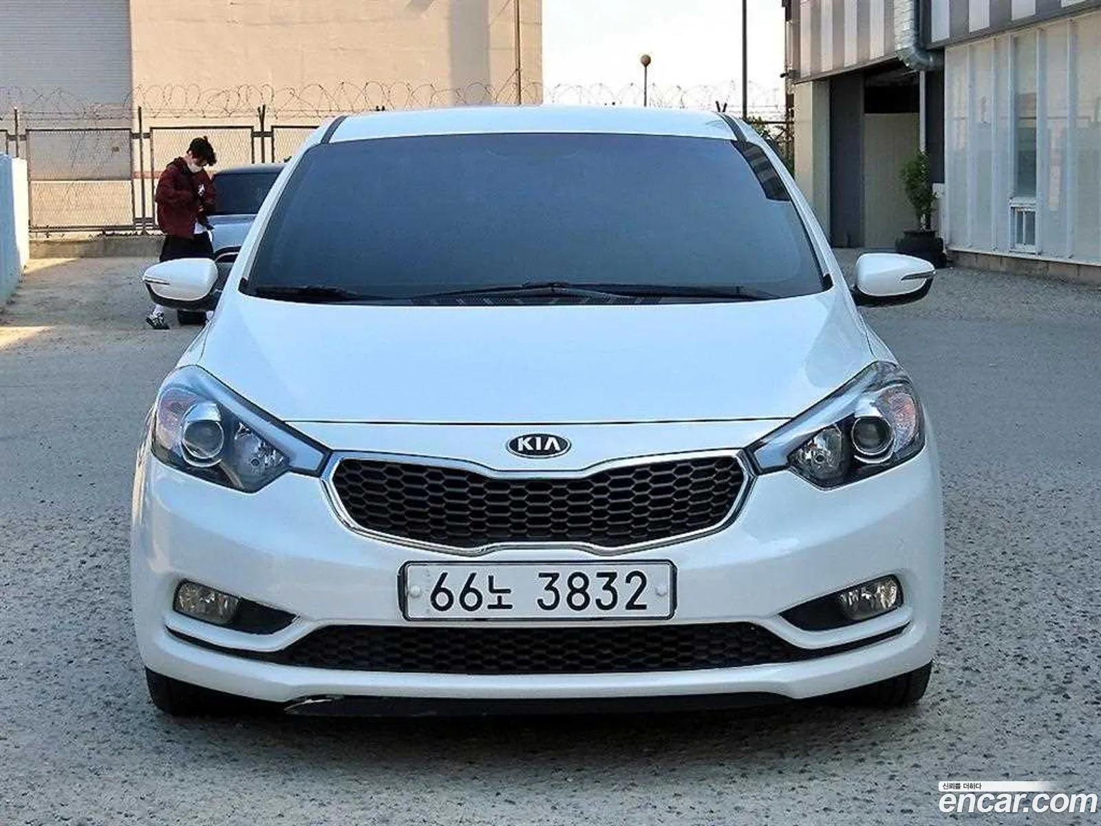 Kia K3 2014 — 19