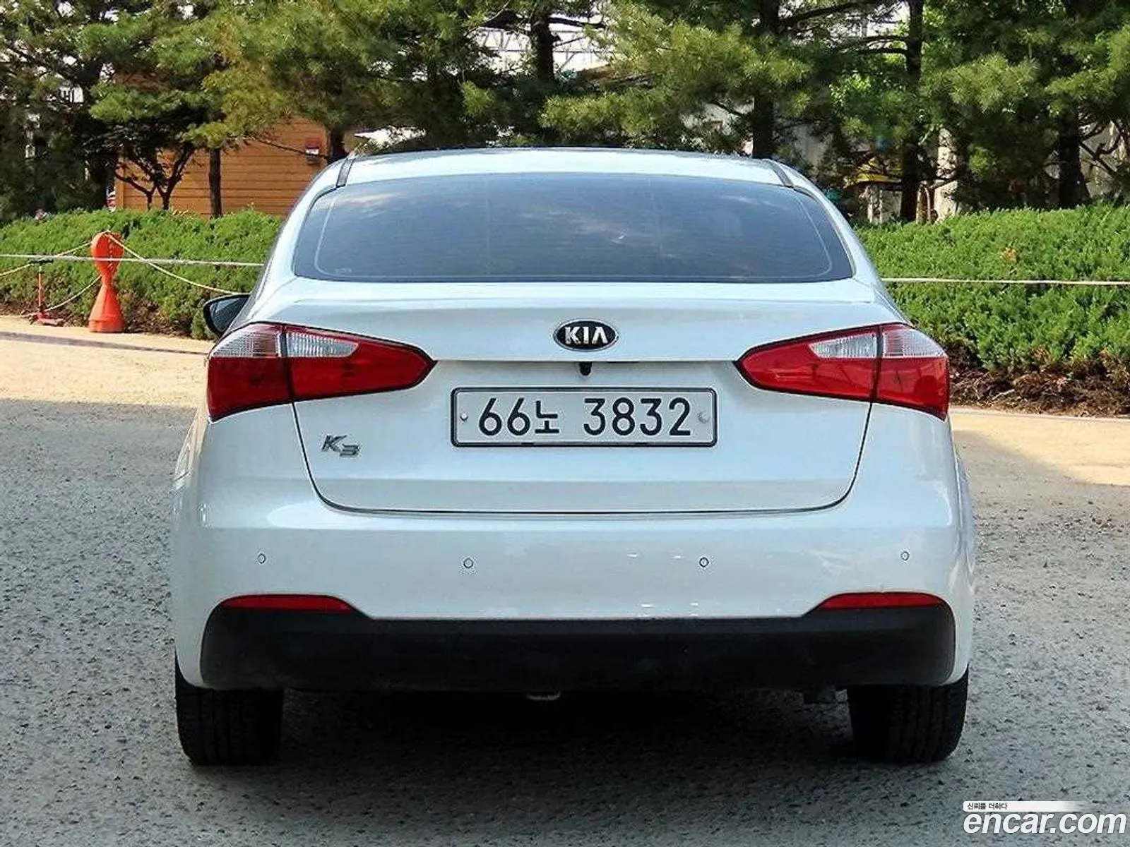 Kia K3 2014 — 5