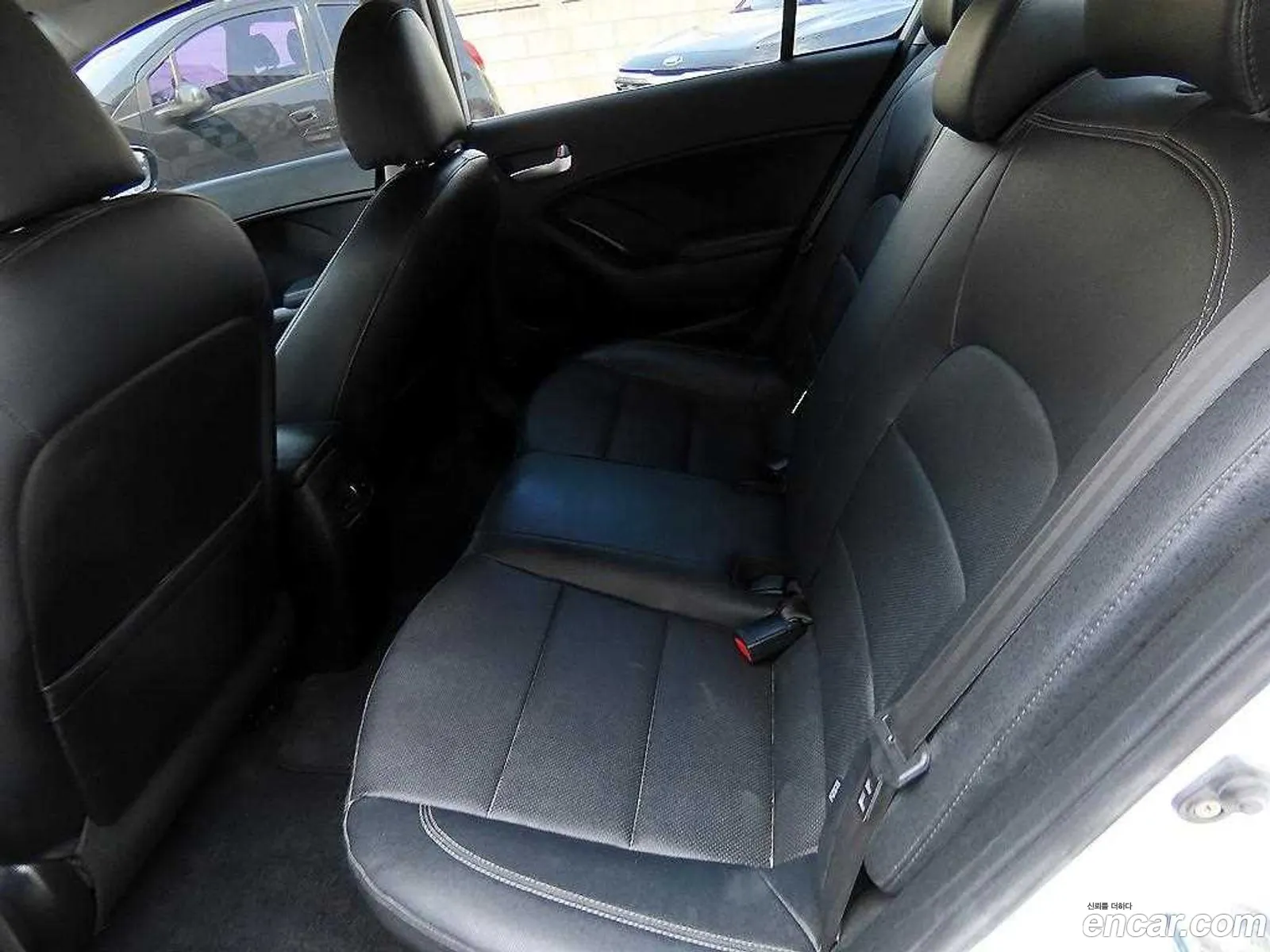 Kia K3 2014 — 10