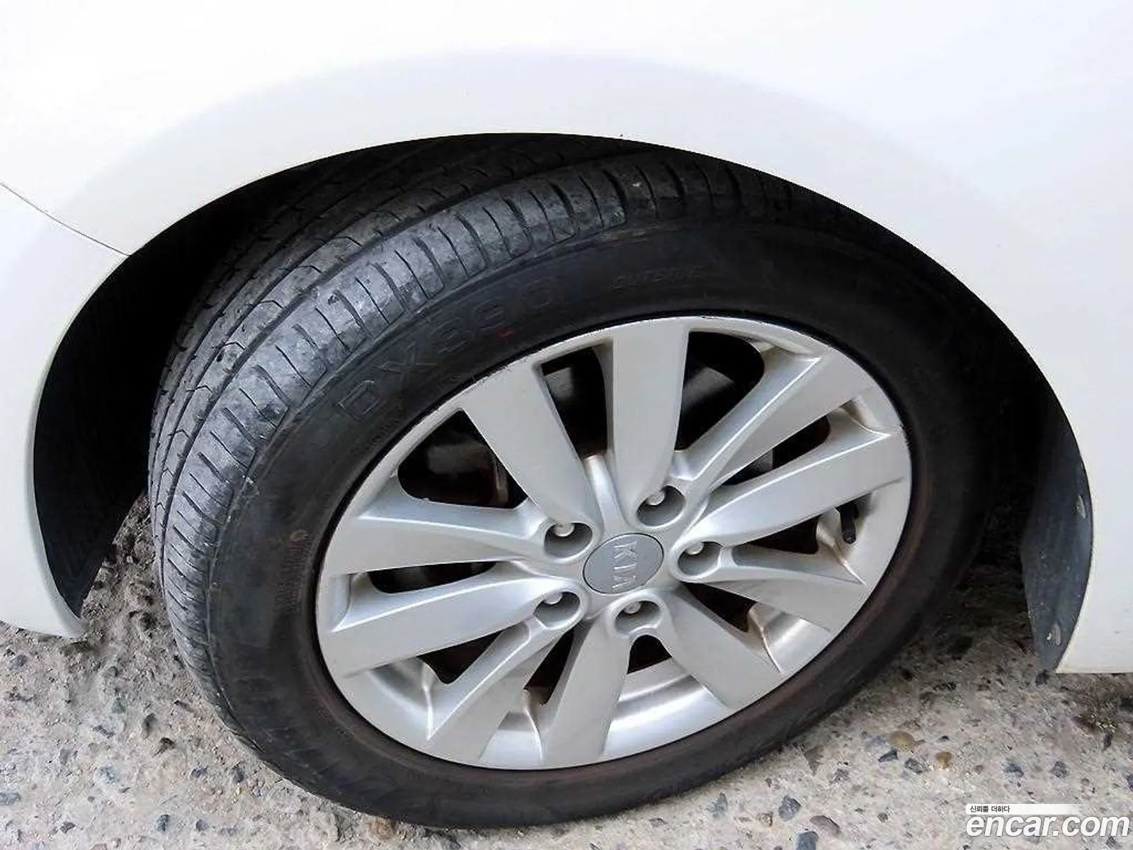 Kia K3 2014 — 11