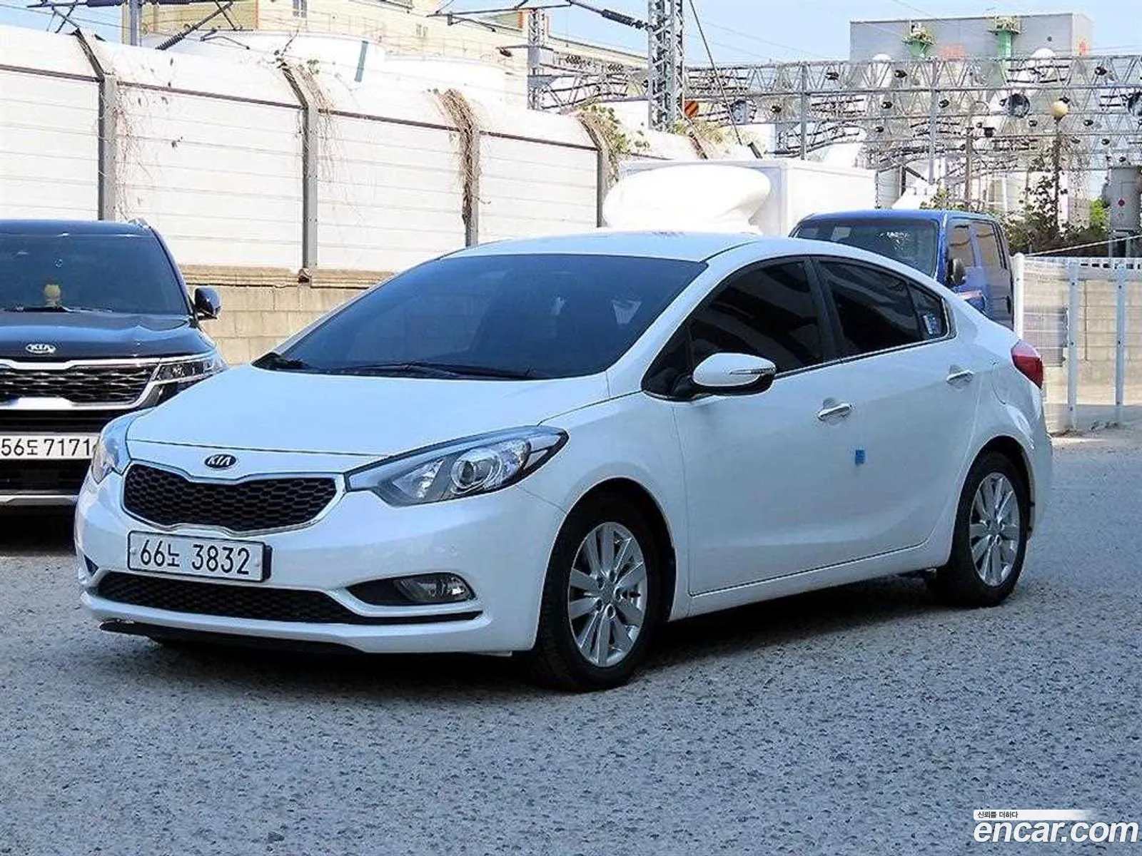 Kia K3 2014 — 7