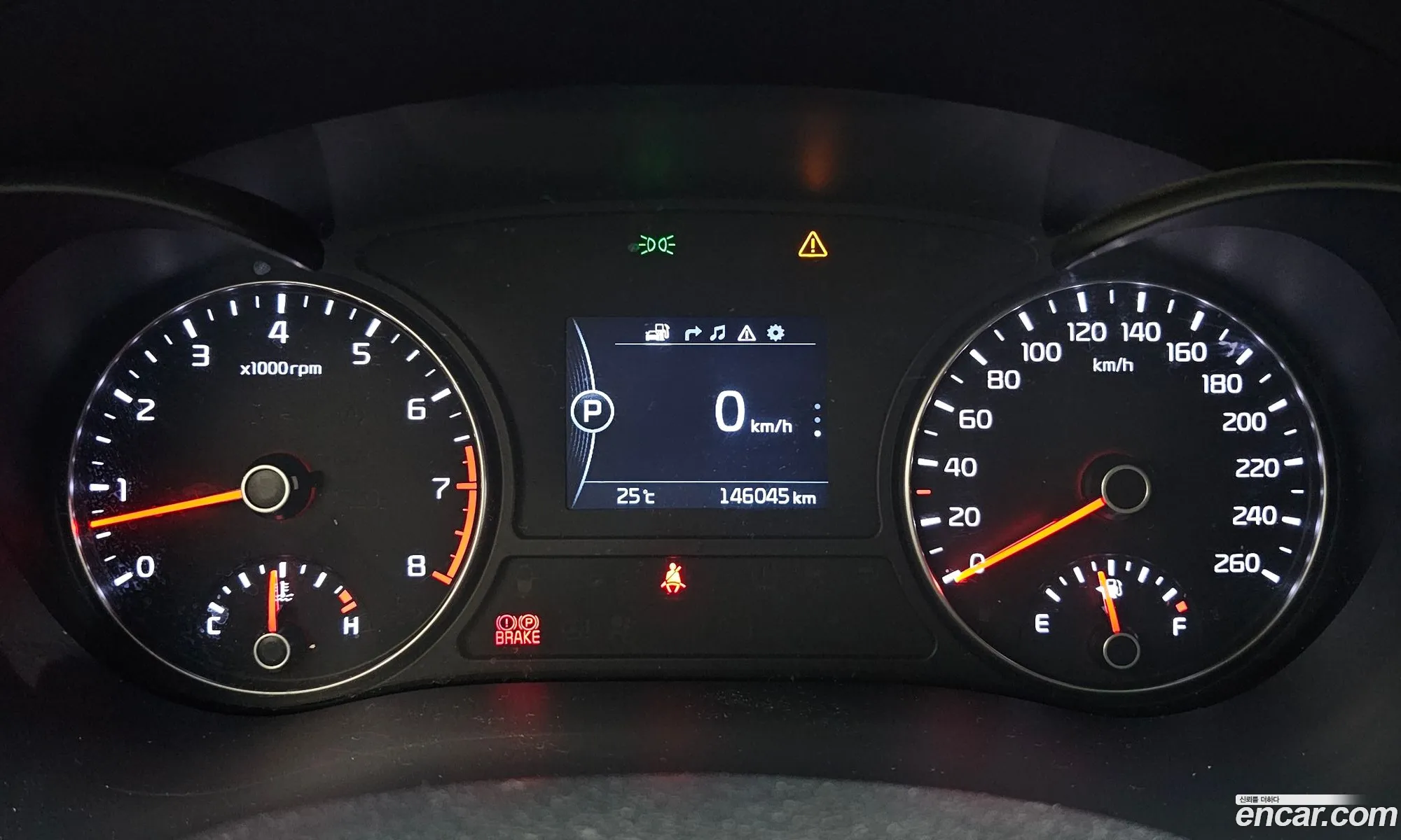 Kia K5 2017 KNAGT416BHA171336 — 5