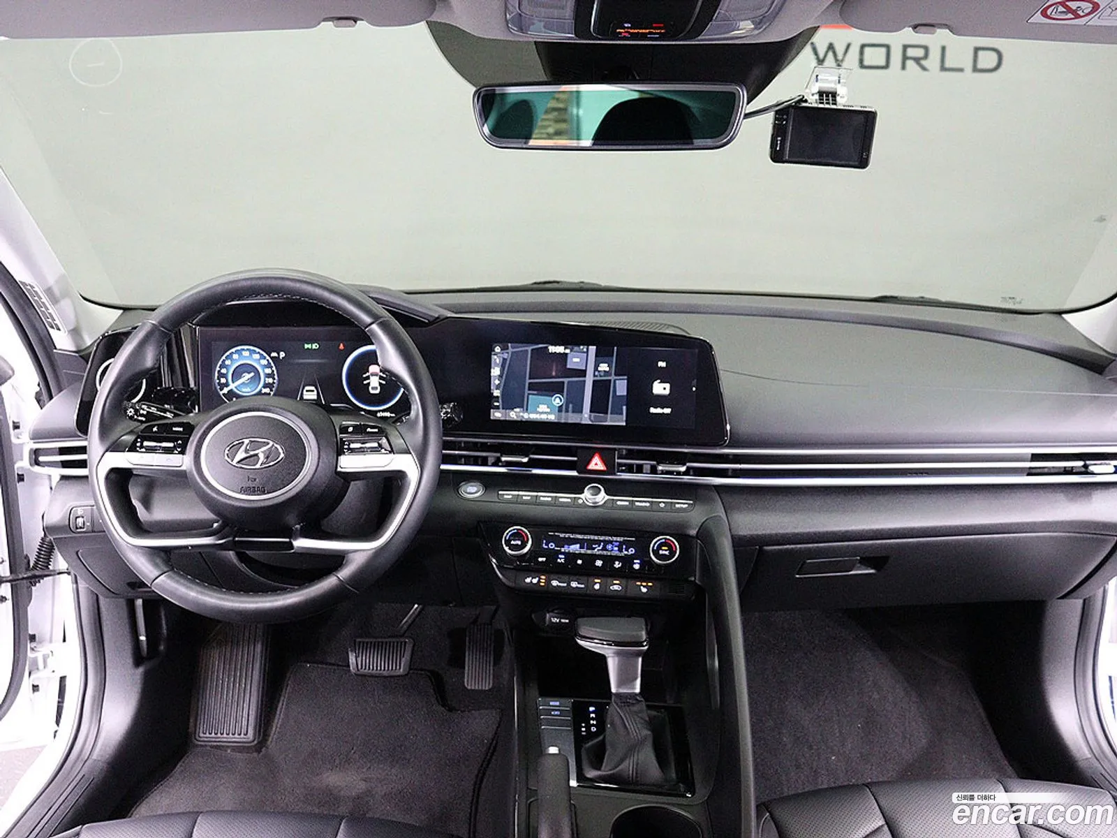 Hyundai Elantra 2021 — 3