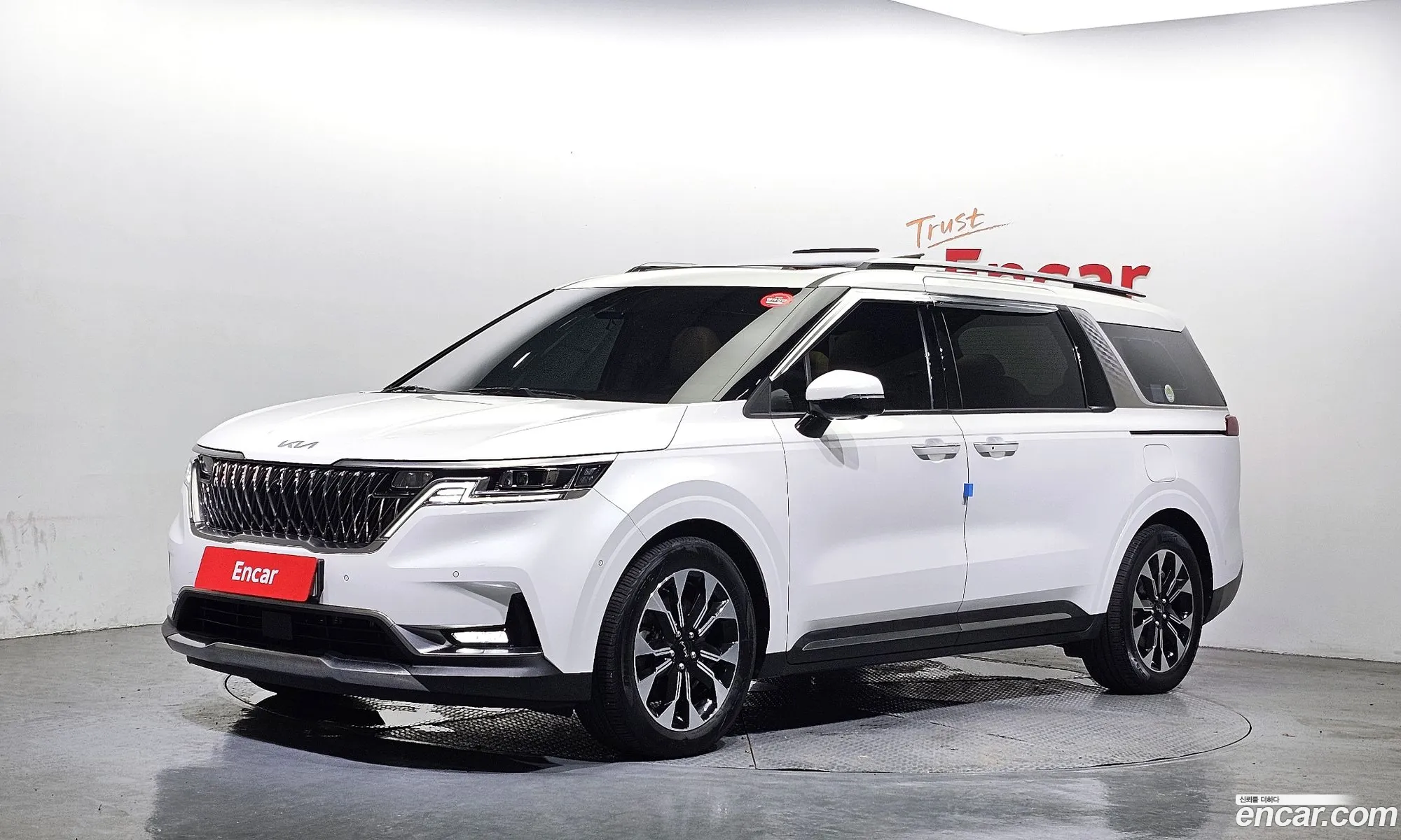 Kia Carnival 2022 KNANE81BBPS206188 — 3