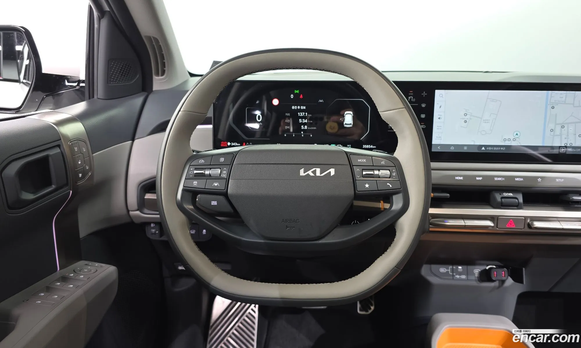 Kia EV3 2025 KNAFC81AFSS003722 — 16