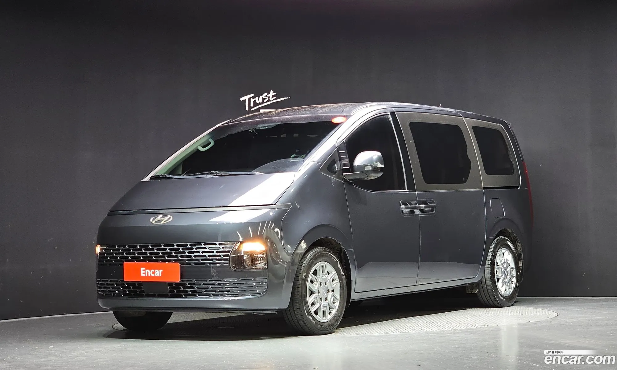 Hyundai Staria 2022 — 2