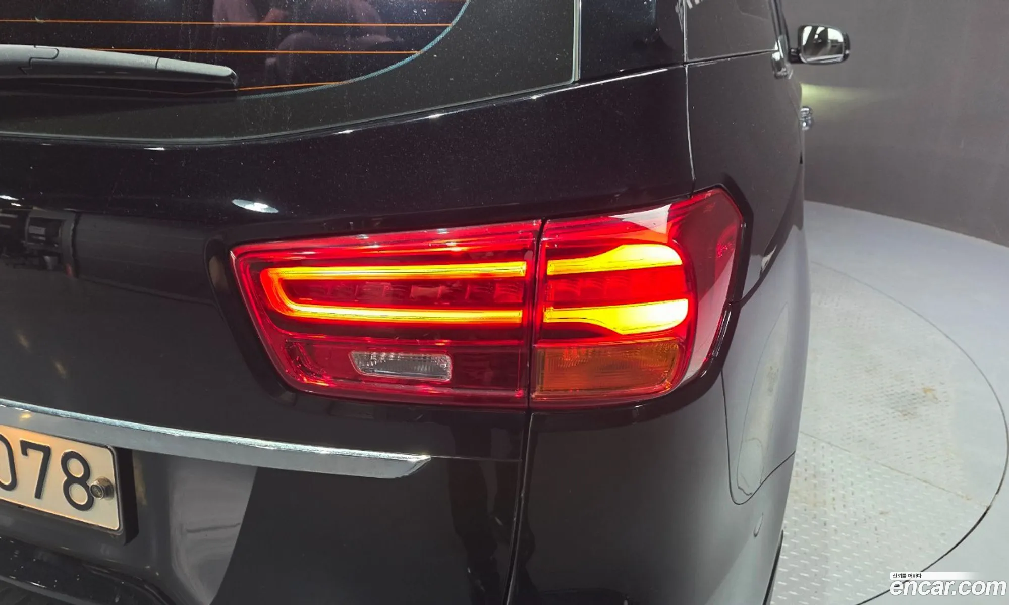 Kia Carnival 2018 KNAME811BKS446784 — 20