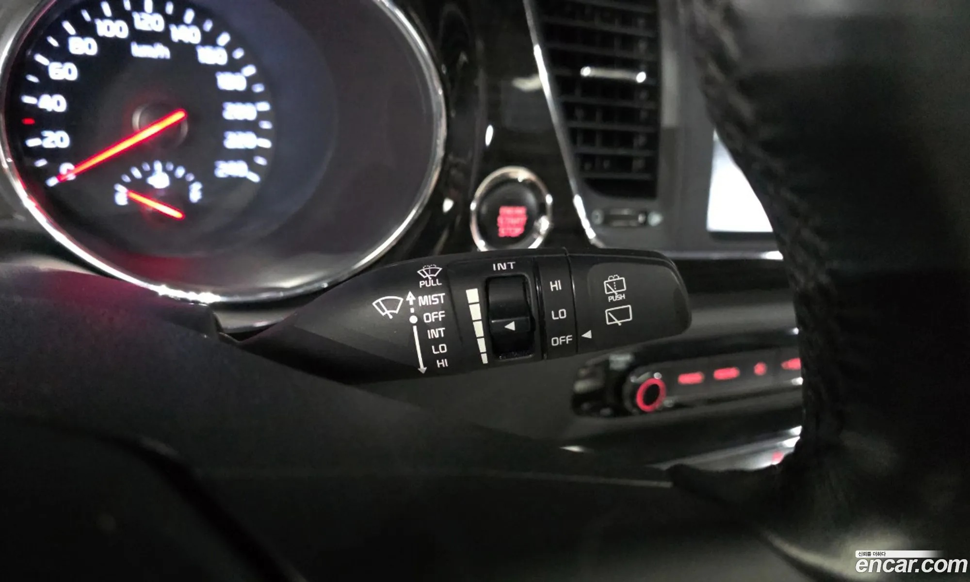 Kia Carnival 2018 KNAME811BKS446784 — 26