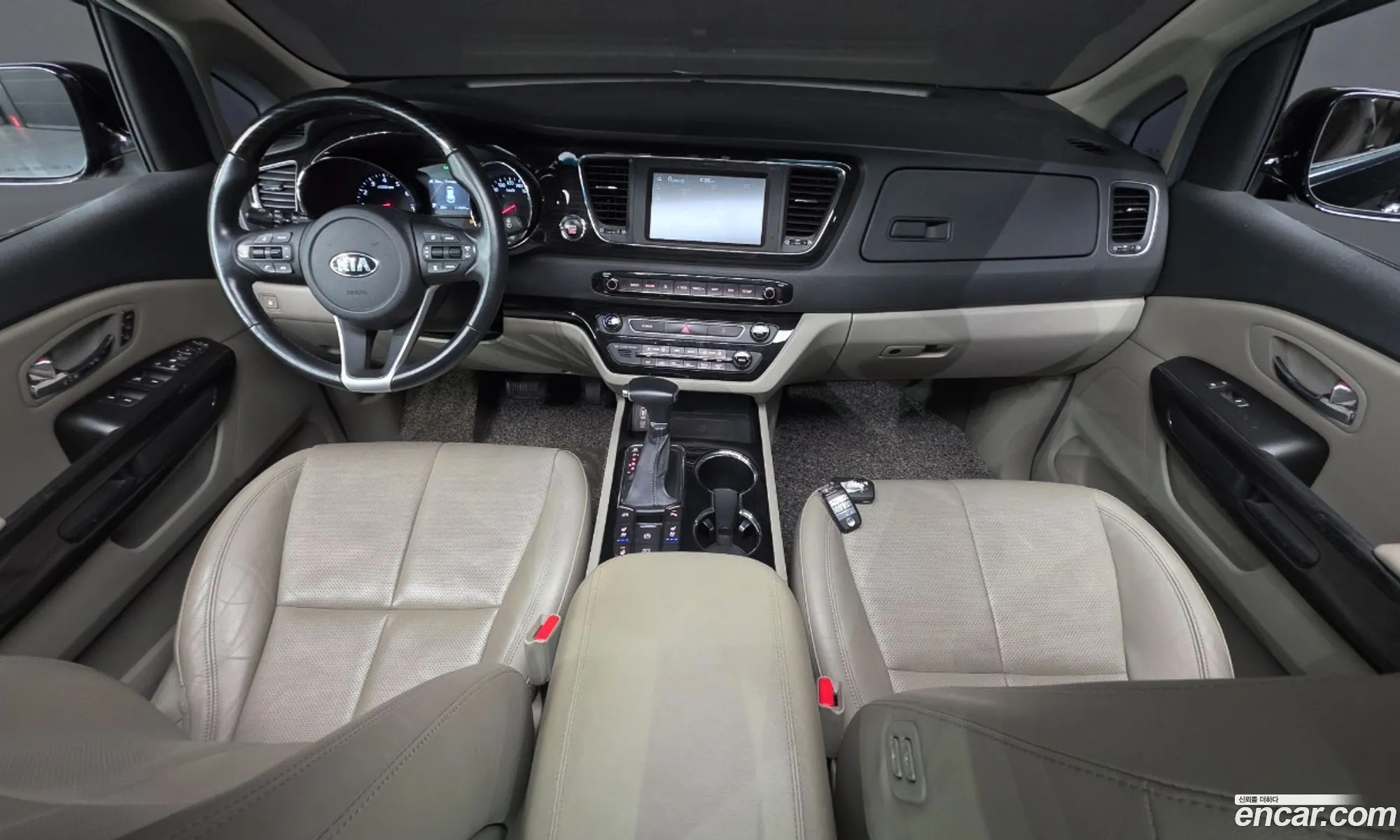 Kia Carnival 2018 KNAME811BKS446784 — 33