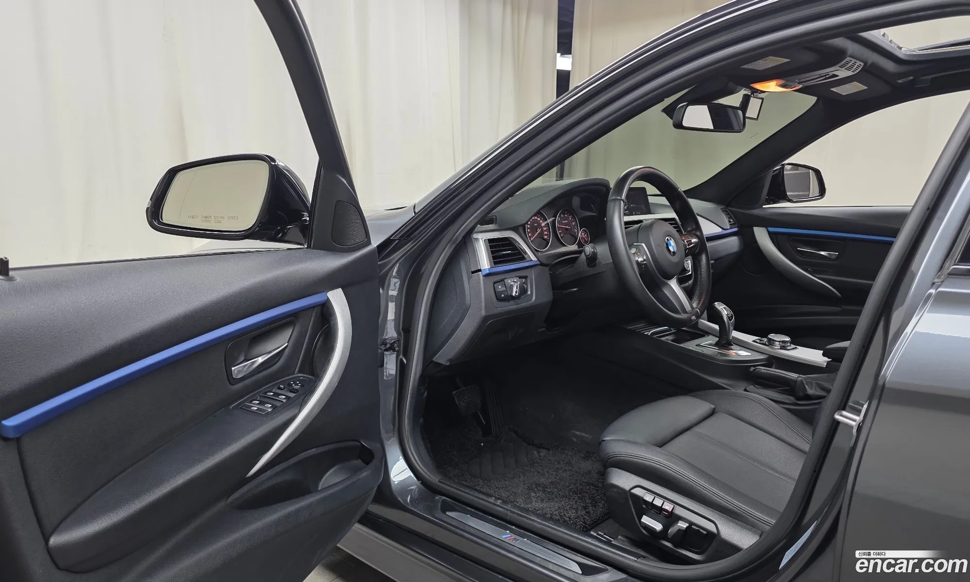 BMW 3 Series 2016 WBA8A9103GK759952 — 30