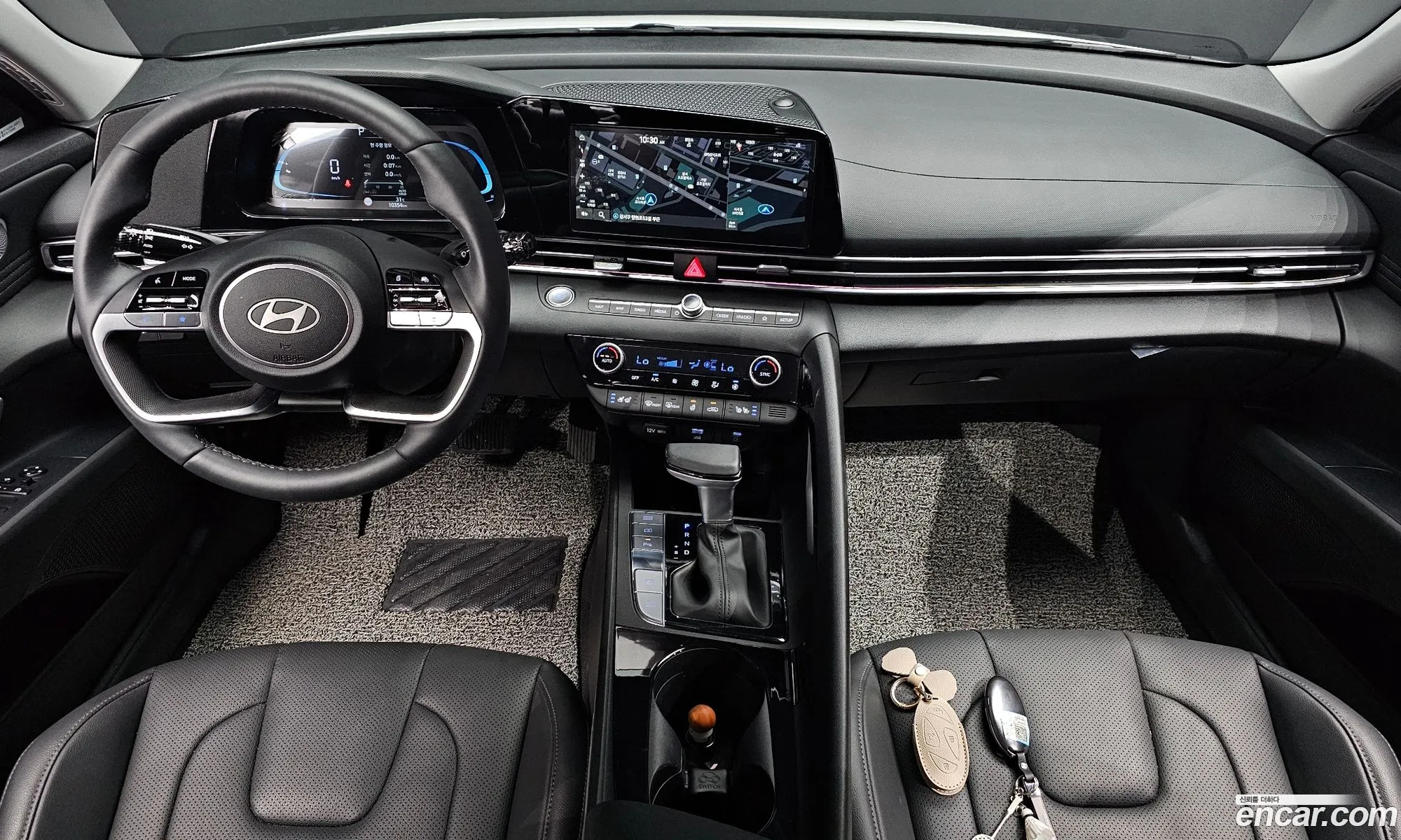 Hyundai Elantra 2026 — 4