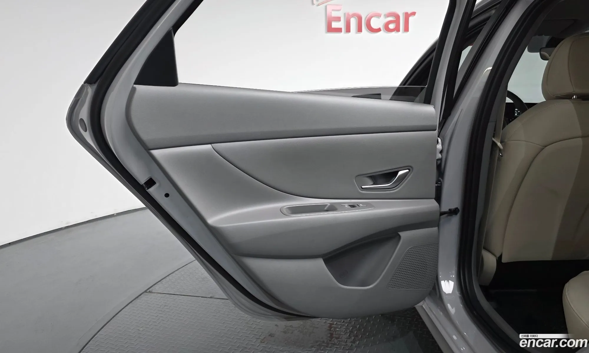Hyundai Elantra 2026 — 26