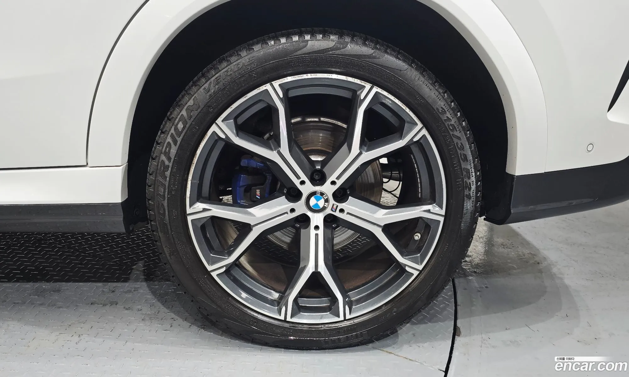 BMW X6 2022 — 13