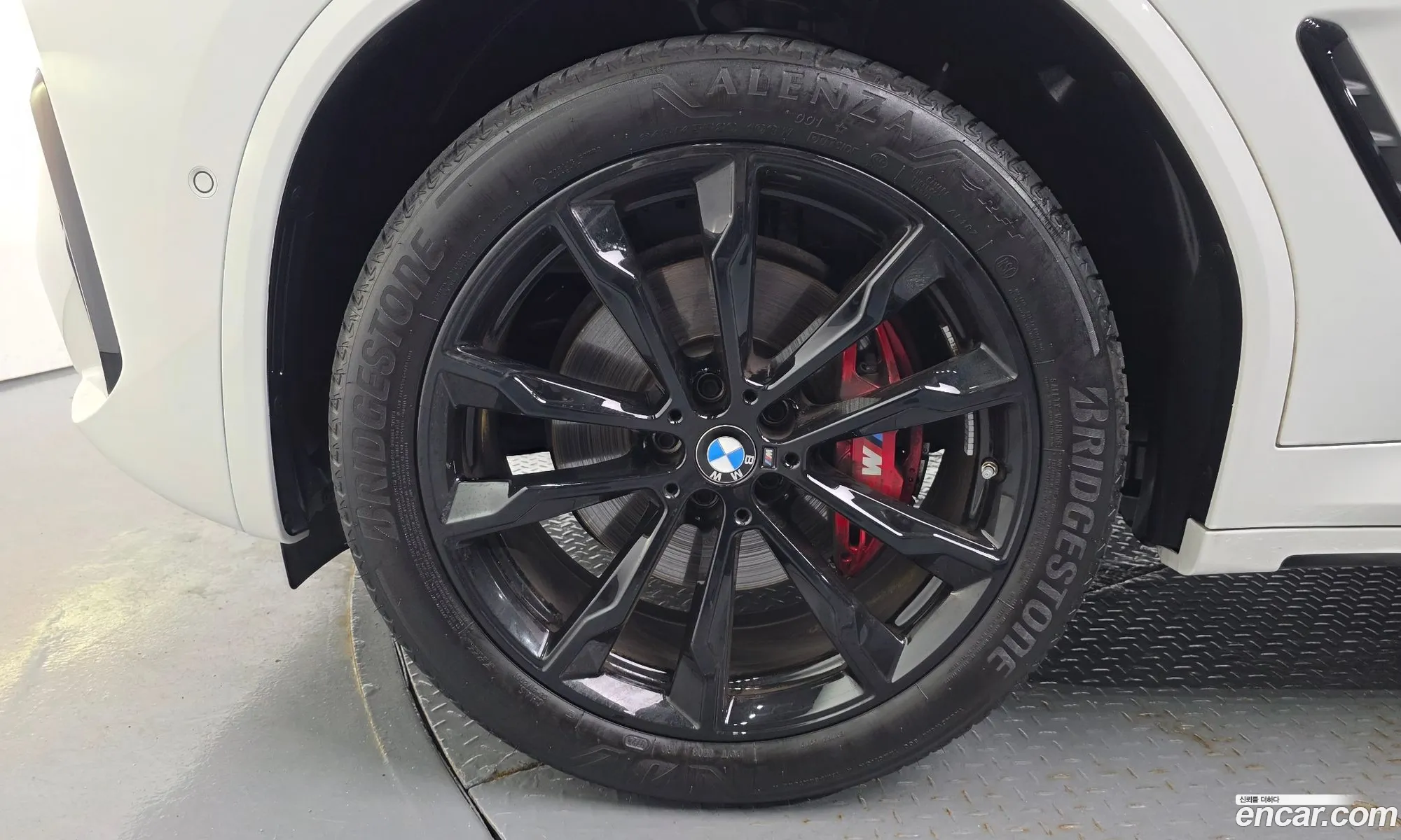 BMW X4 2025 WBA21DT04S9Z46994 — 28