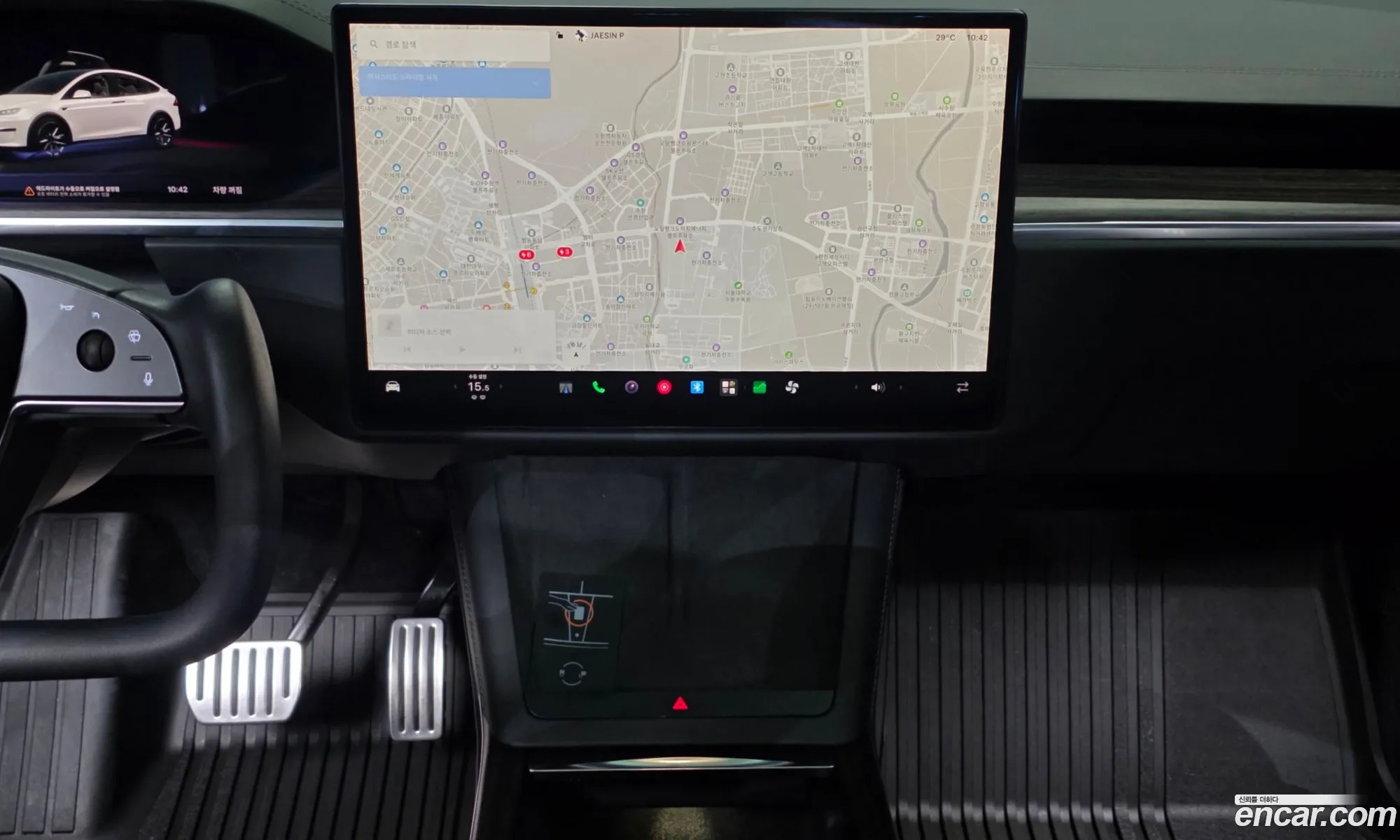 Tesla Model X 2023 — 13