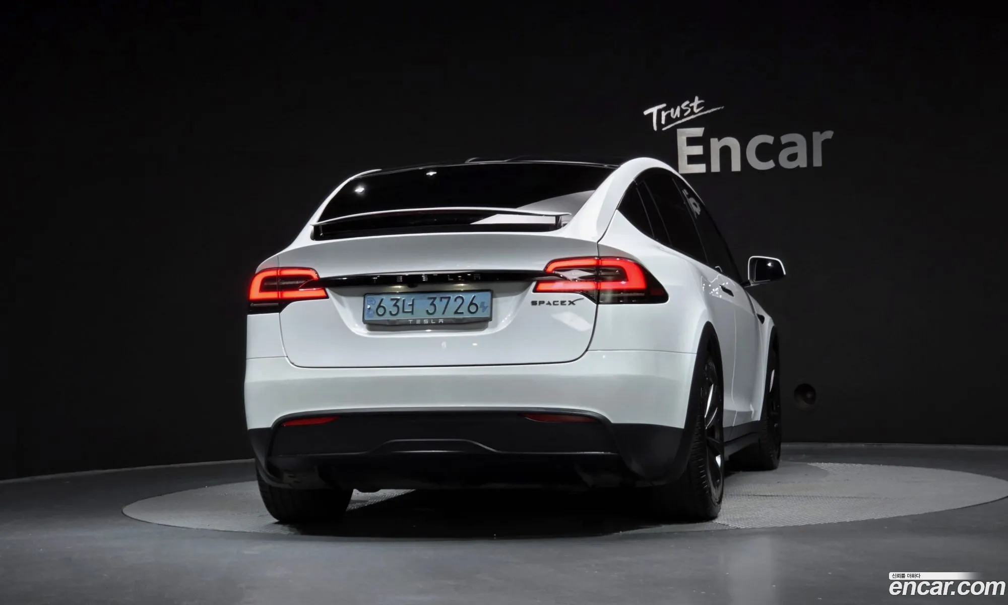 Tesla Model X 2023 — 25
