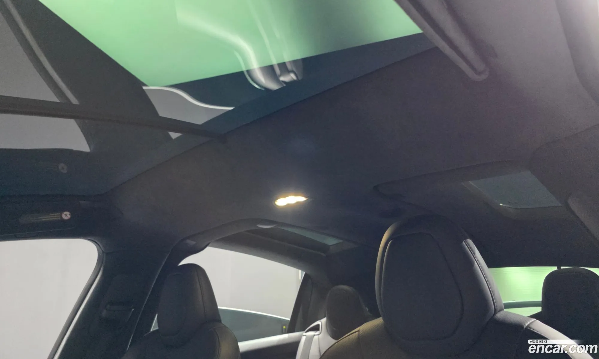 Tesla Model X 2023 — 35