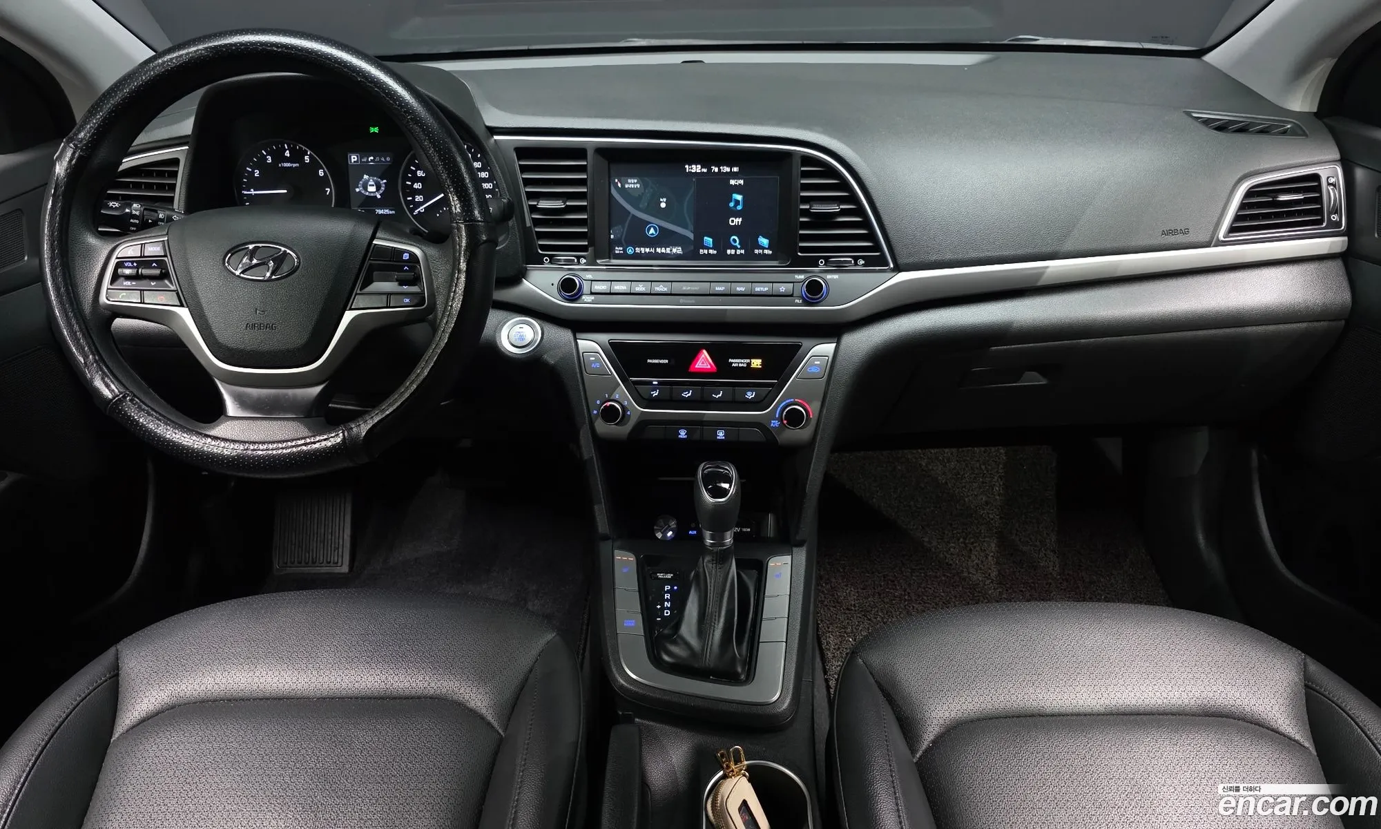 Hyundai Elantra AD 2018 KMHD641DBJU683136 — 4
