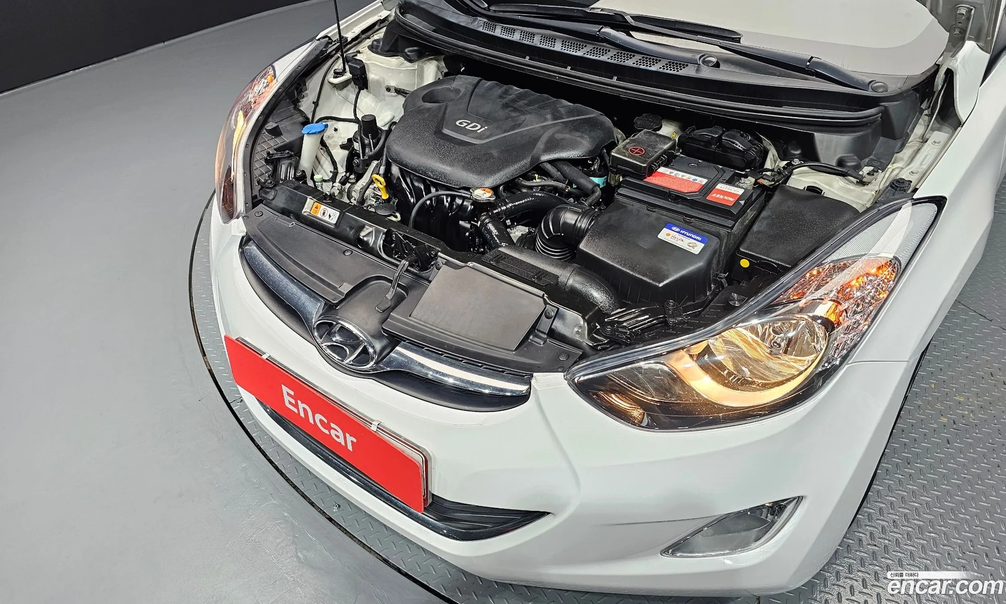 Hyundai Elantra MD 2013 KMHDG41DBEU894312 — 13