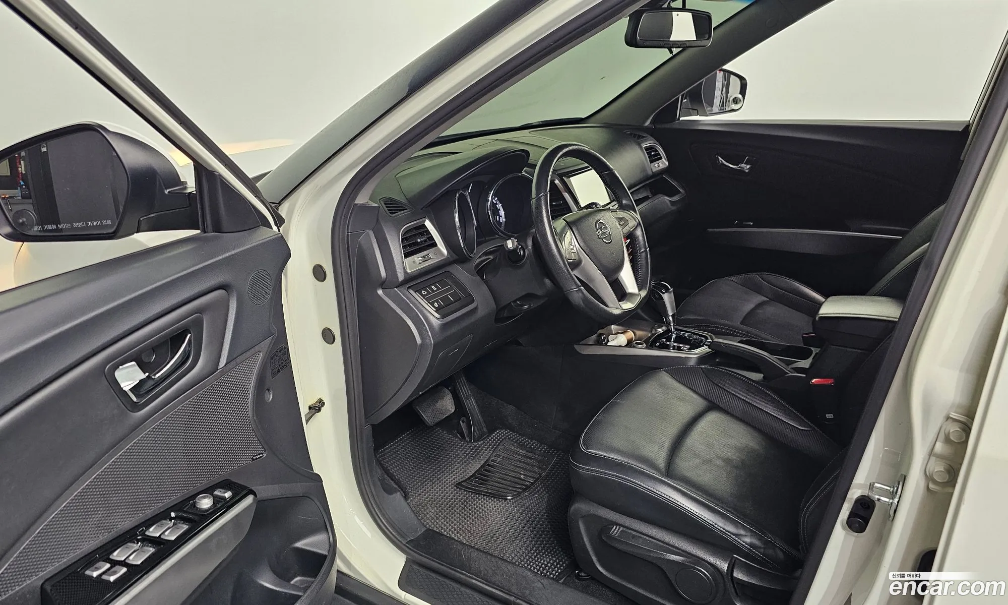 KG Mobility (SsangYong) Tivoli 2016 KPBXH3AR1GP070593 — 19