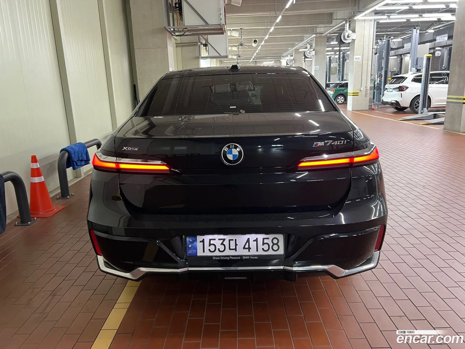 BMW 7 Series 2023 — 4