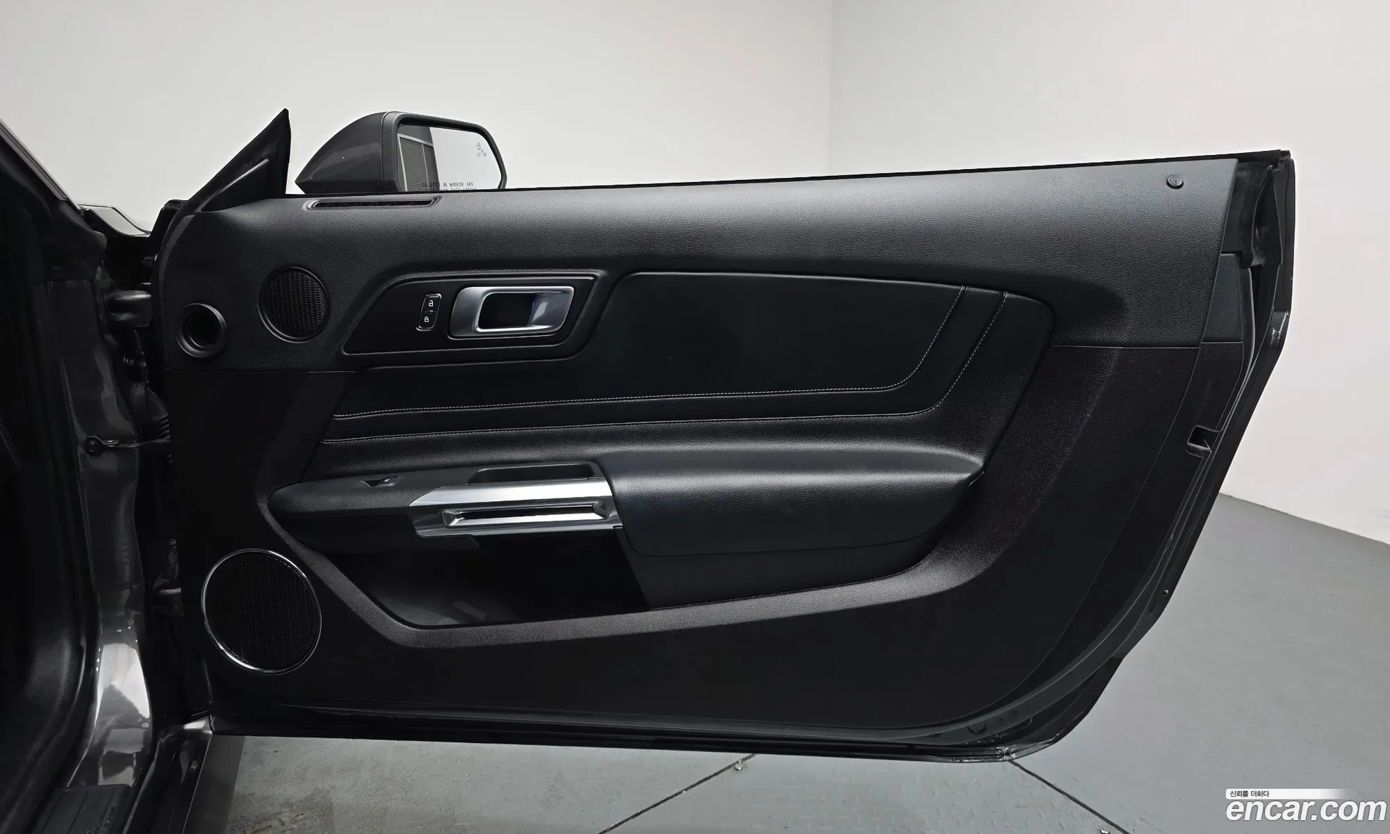 Ford Mustang 2019 1FA6P8TH0K5202998 — 30