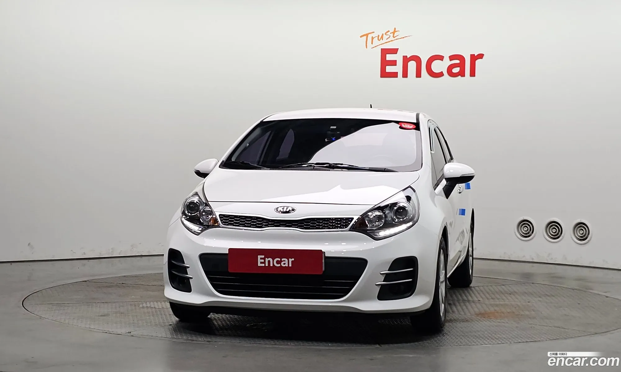 Kia Pride 2015 — 16