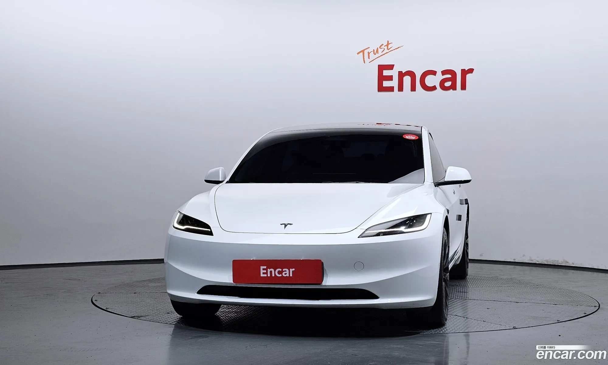 Tesla Model 3 2024 LRW3E7EK111111111 — 12