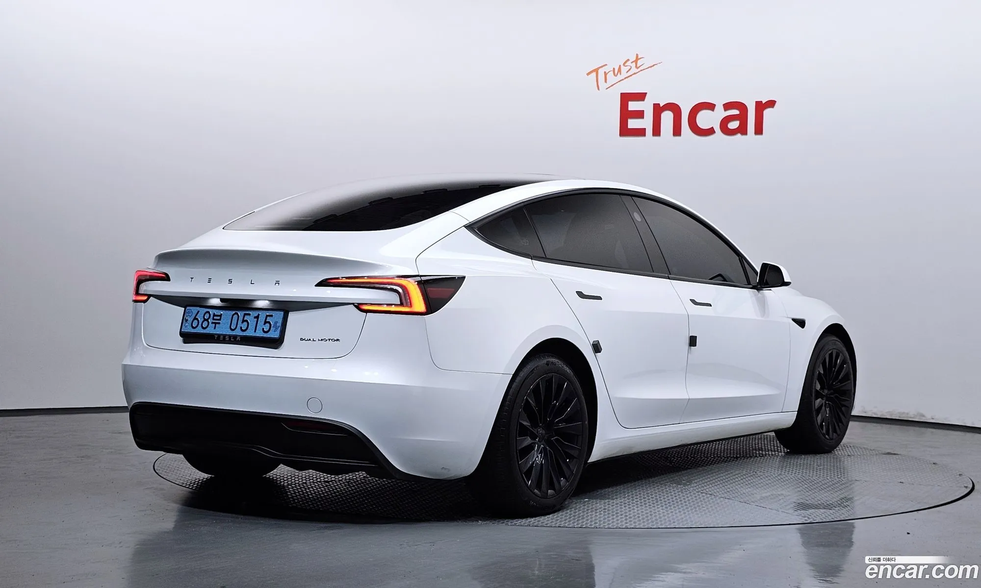 Tesla Model 3 2024 LRW3E7EK111111111 — 31
