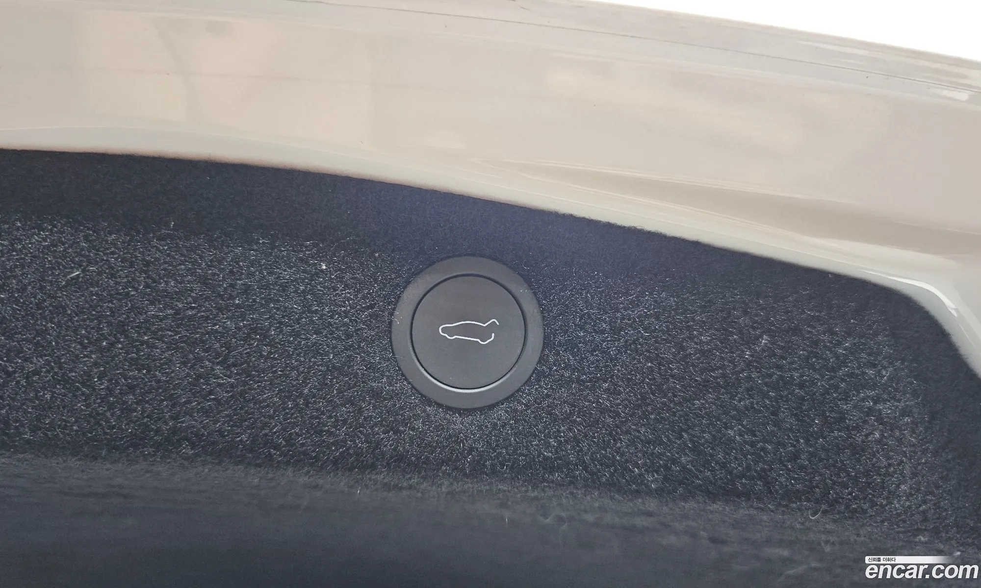 Tesla Model 3 2024 LRW3E7EK111111111 — 27