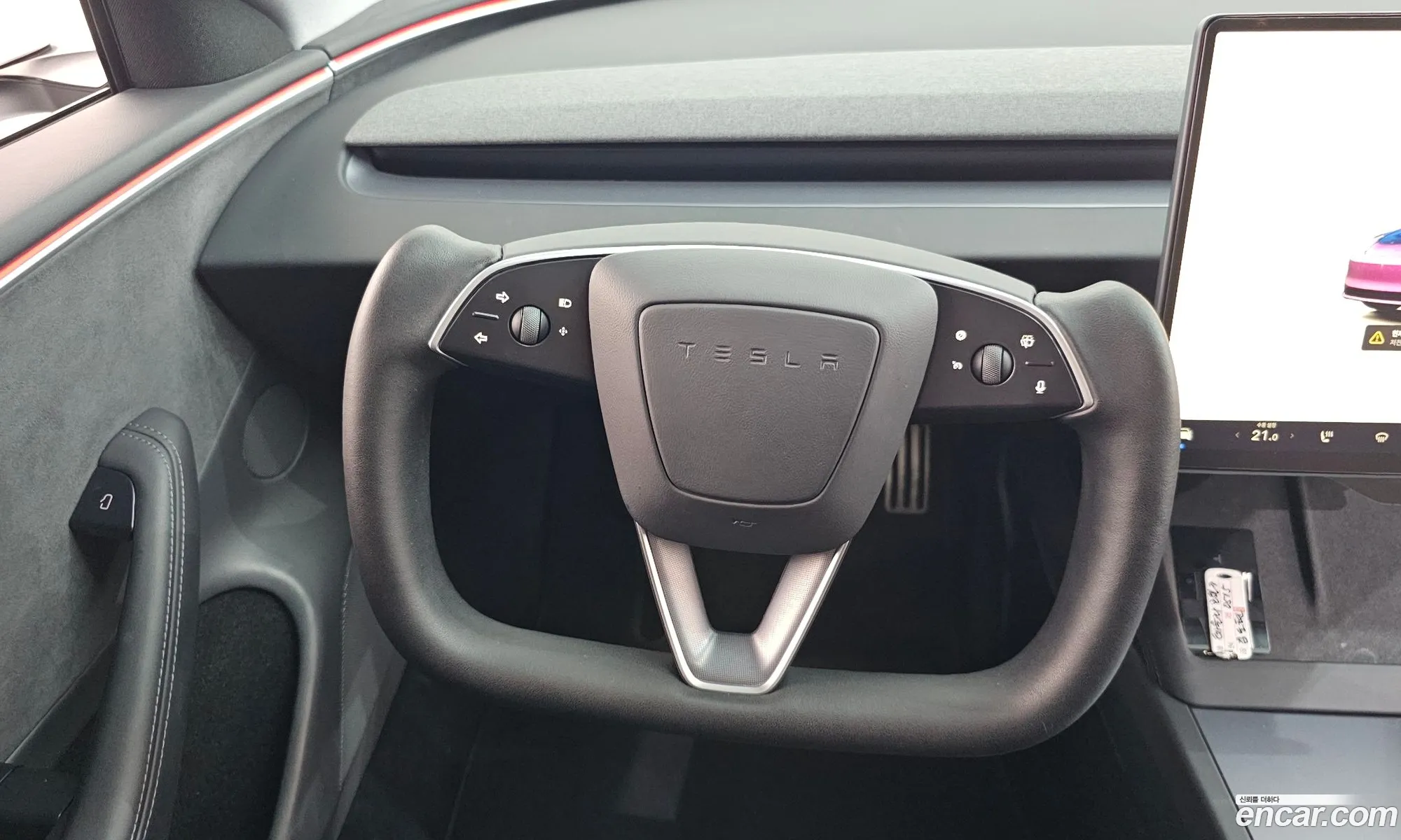 Tesla Model 3 2024 LRW3E7EK111111111 — 4