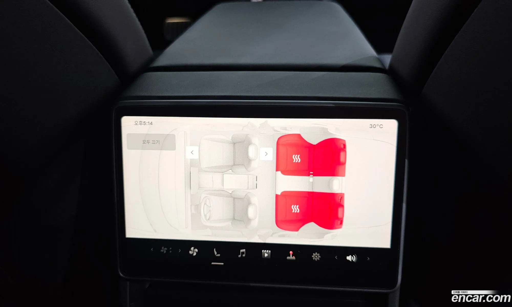 Tesla Model 3 2024 LRW3E7EK111111111 — 21