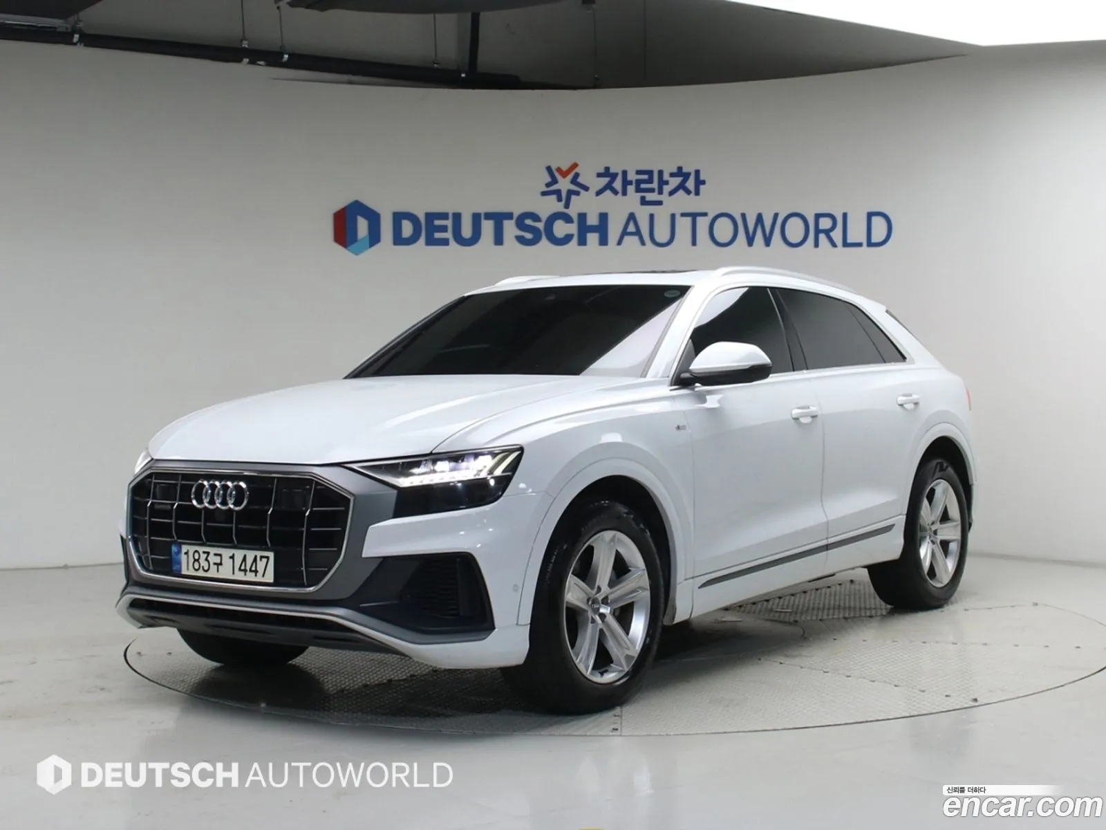 Audi Q8 2021 — 18