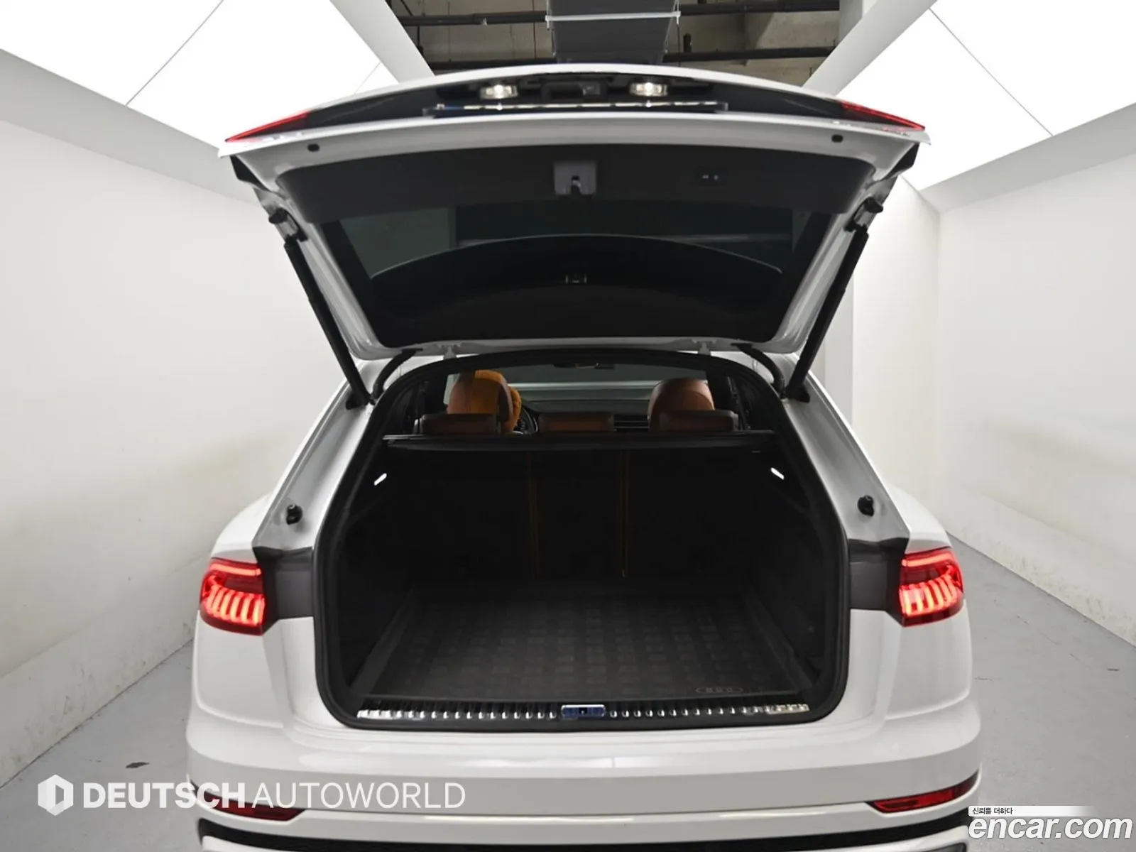 Audi Q8 2021 — 20