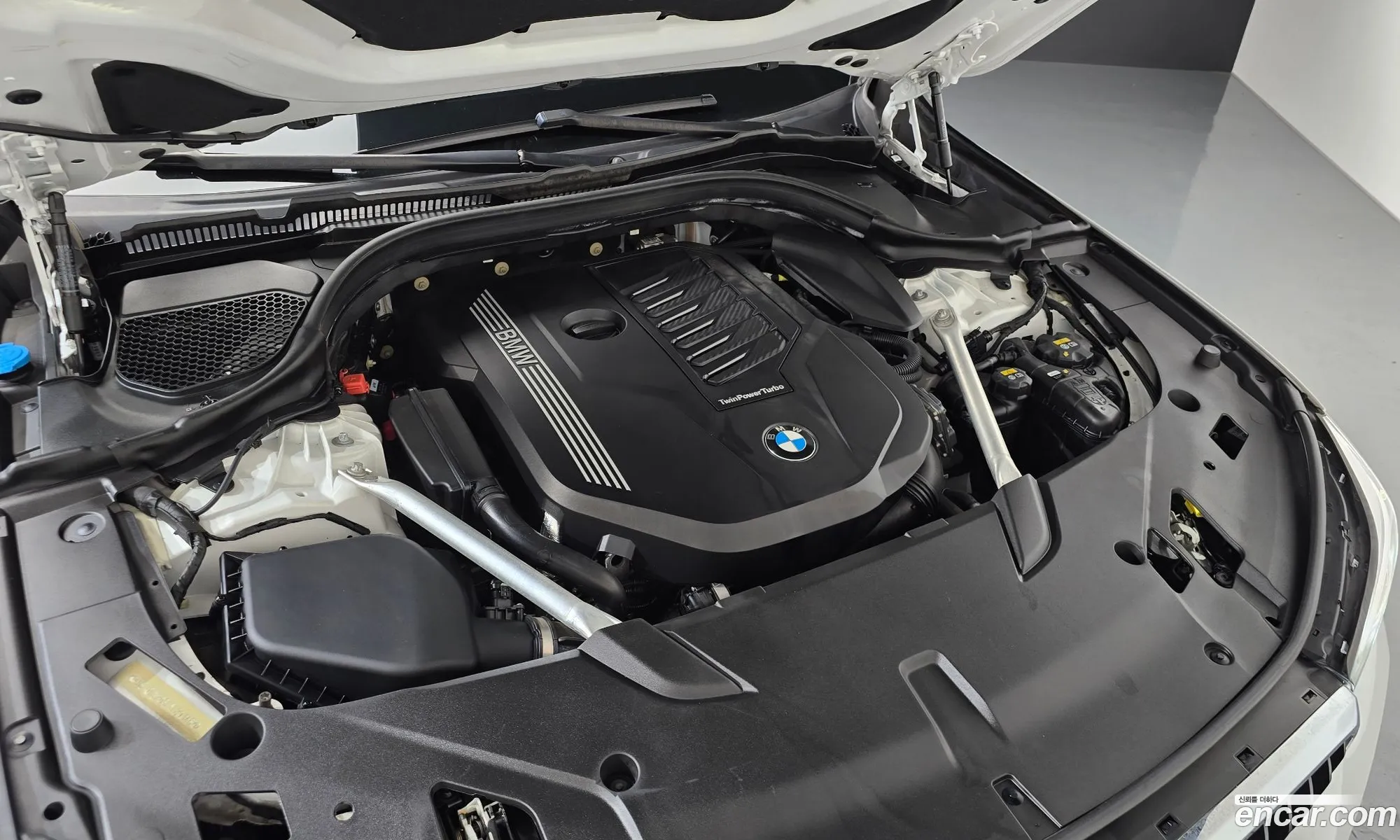 BMW 6 Series GT 2020 — 10