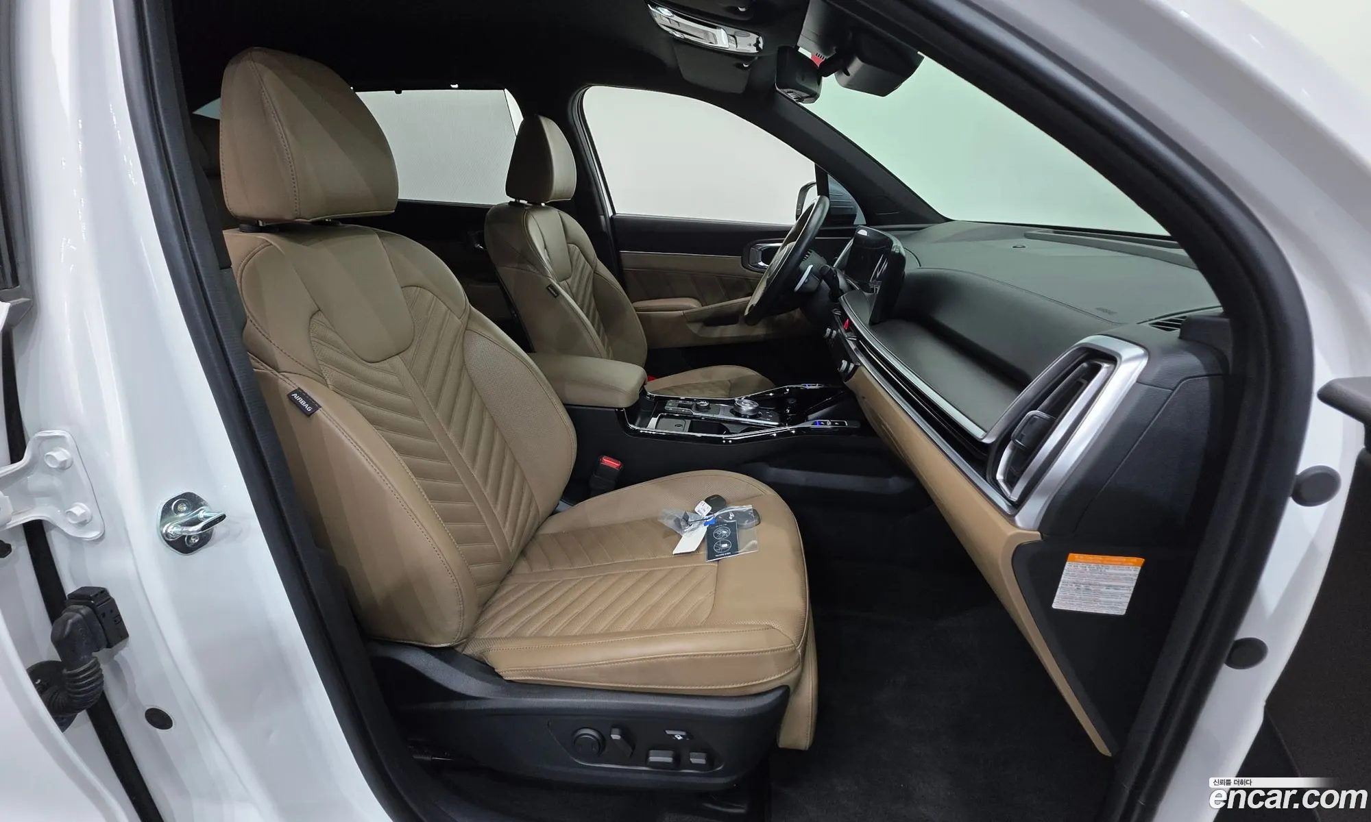 Kia Sorento 2024 KNARK81GBRA288220 — 25