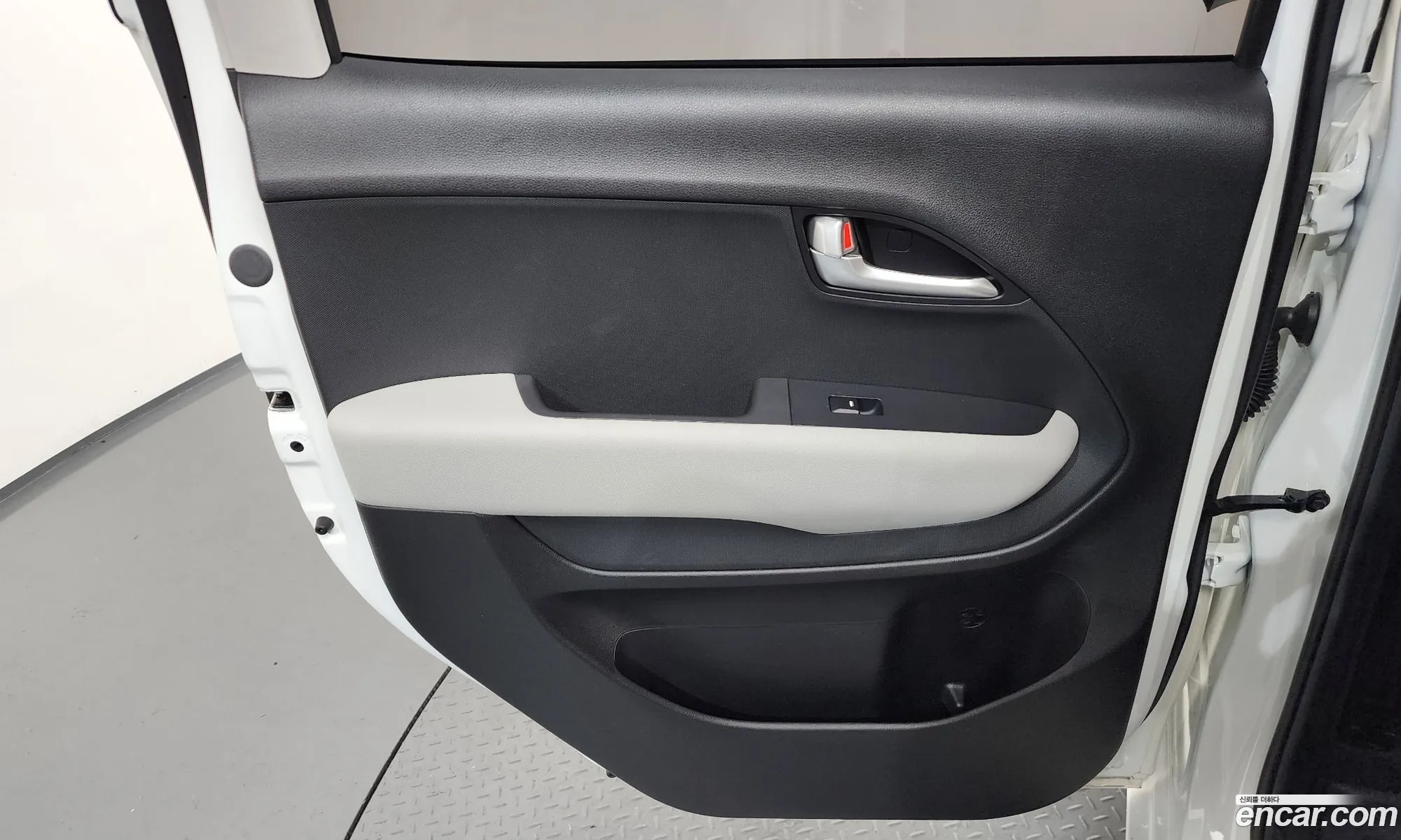 Kia Kia Ray EV 2024 — 19