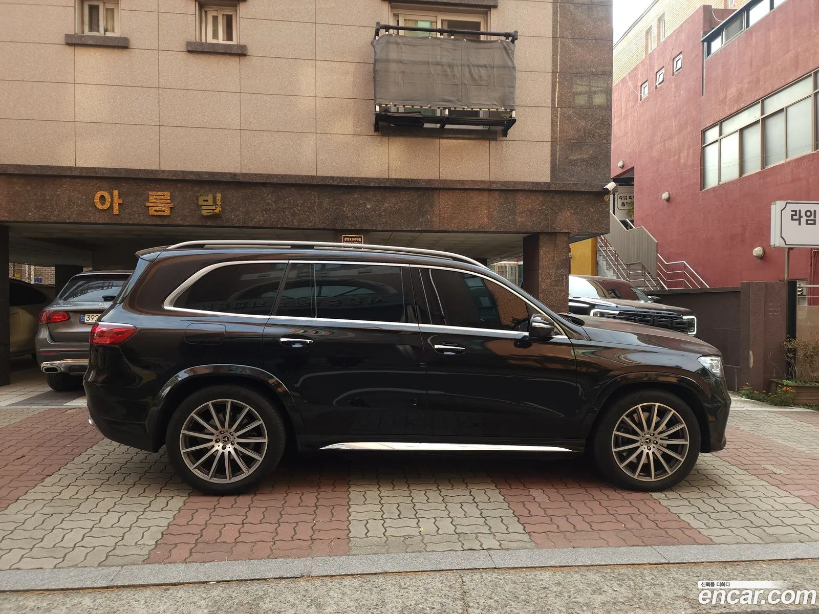 Mercedes-Benz GLS-Class X167 2025 — 9