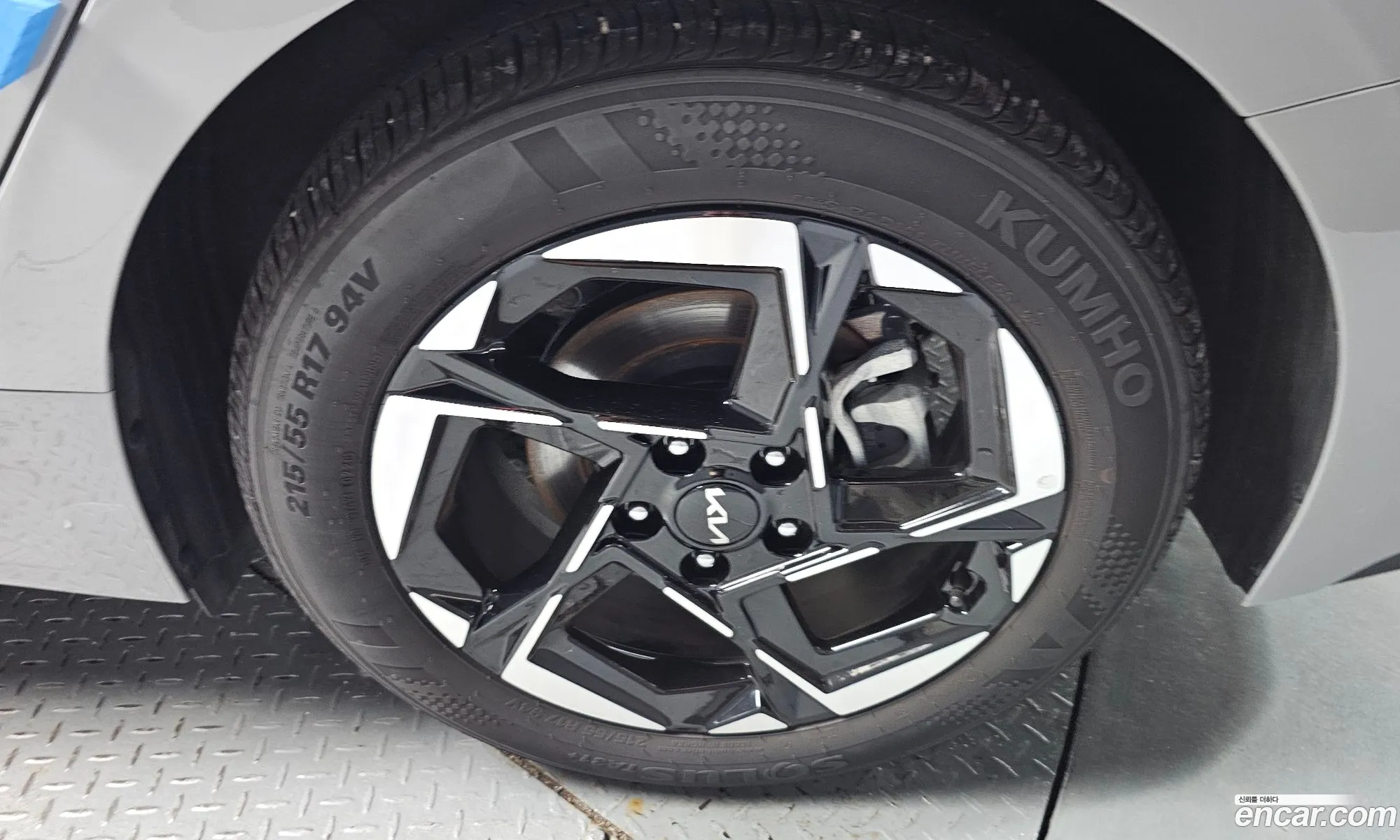 Kia K5 2026 KNAG741BBTA477529 — 12