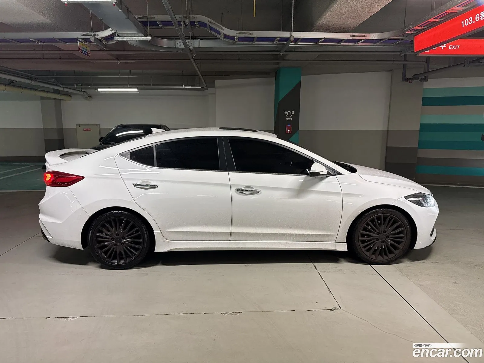 Hyundai Elantra AD 2017 — 4