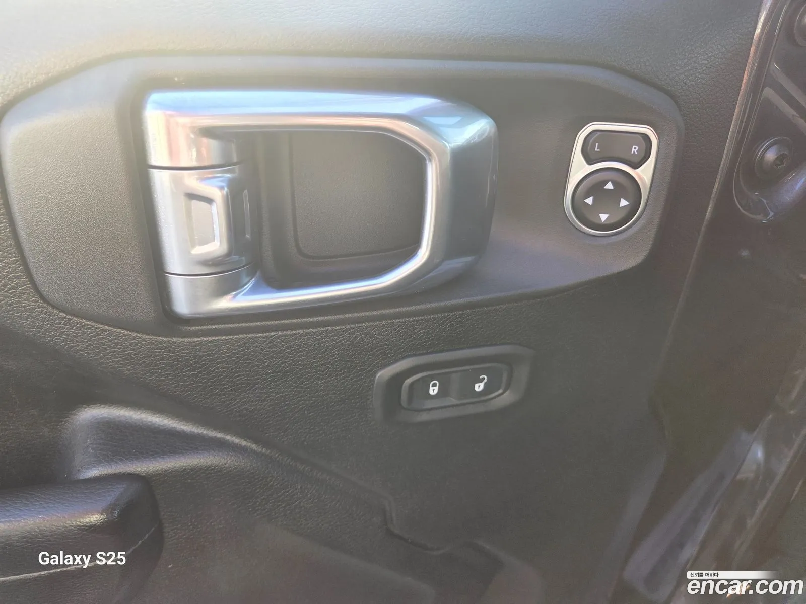 Jeep Wrangler 2021 — 19
