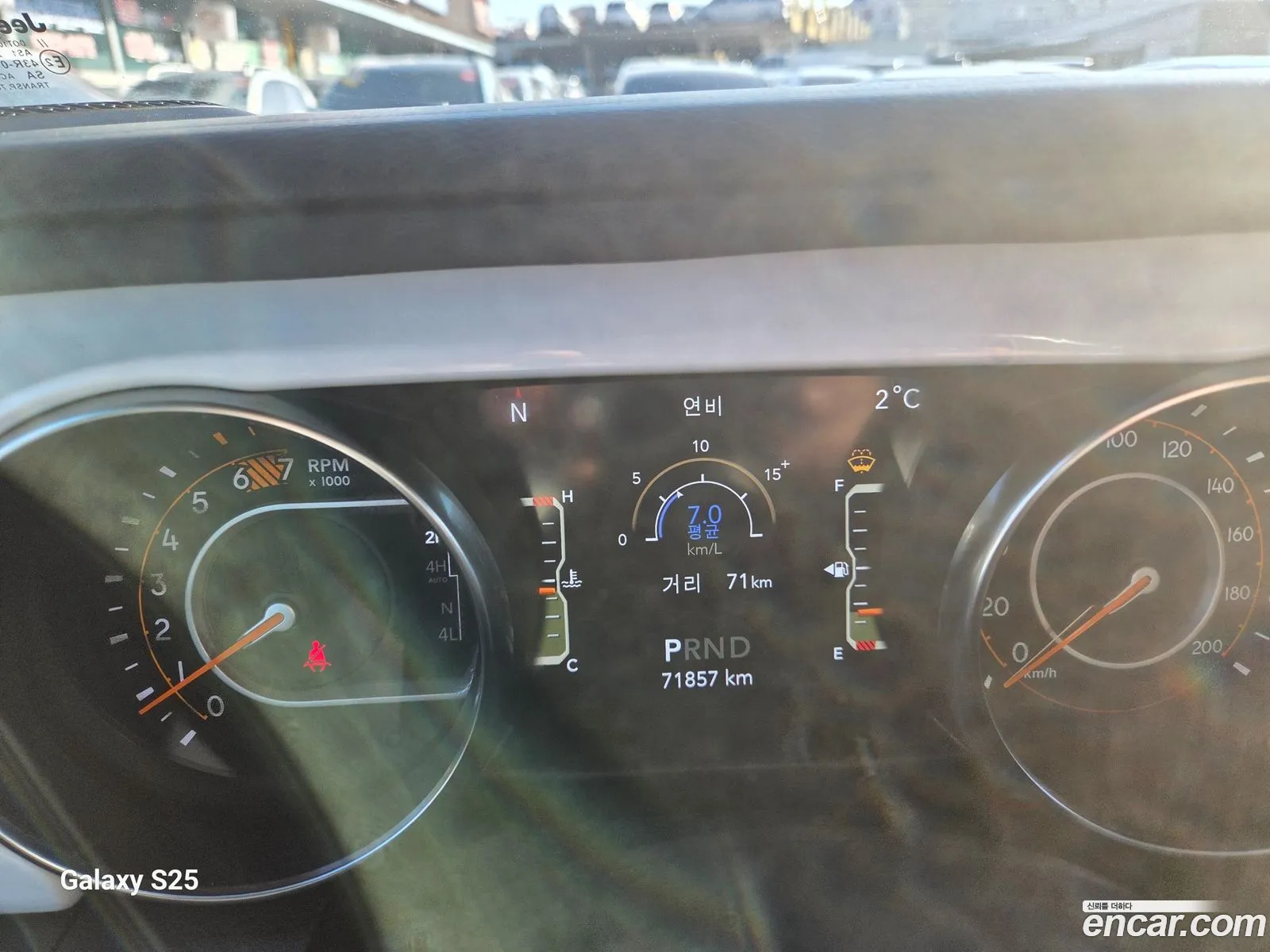 Jeep Wrangler 2021 — 16