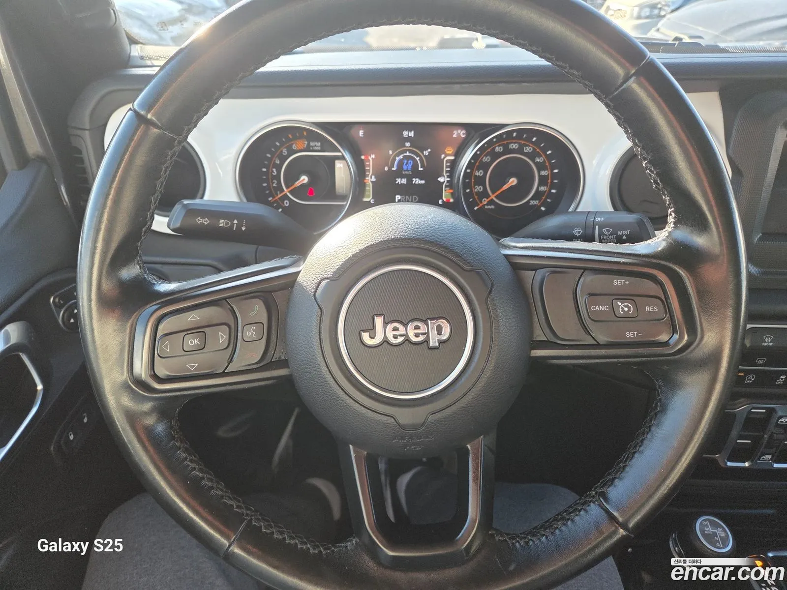 Jeep Wrangler 2021 — 12
