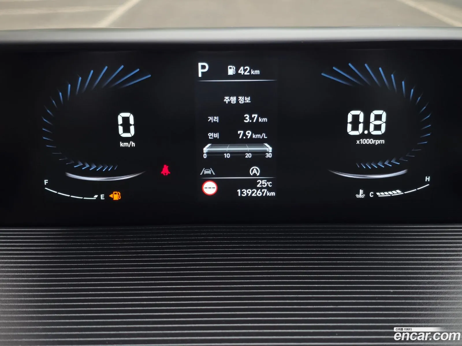 Hyundai Staria 2021 — 2