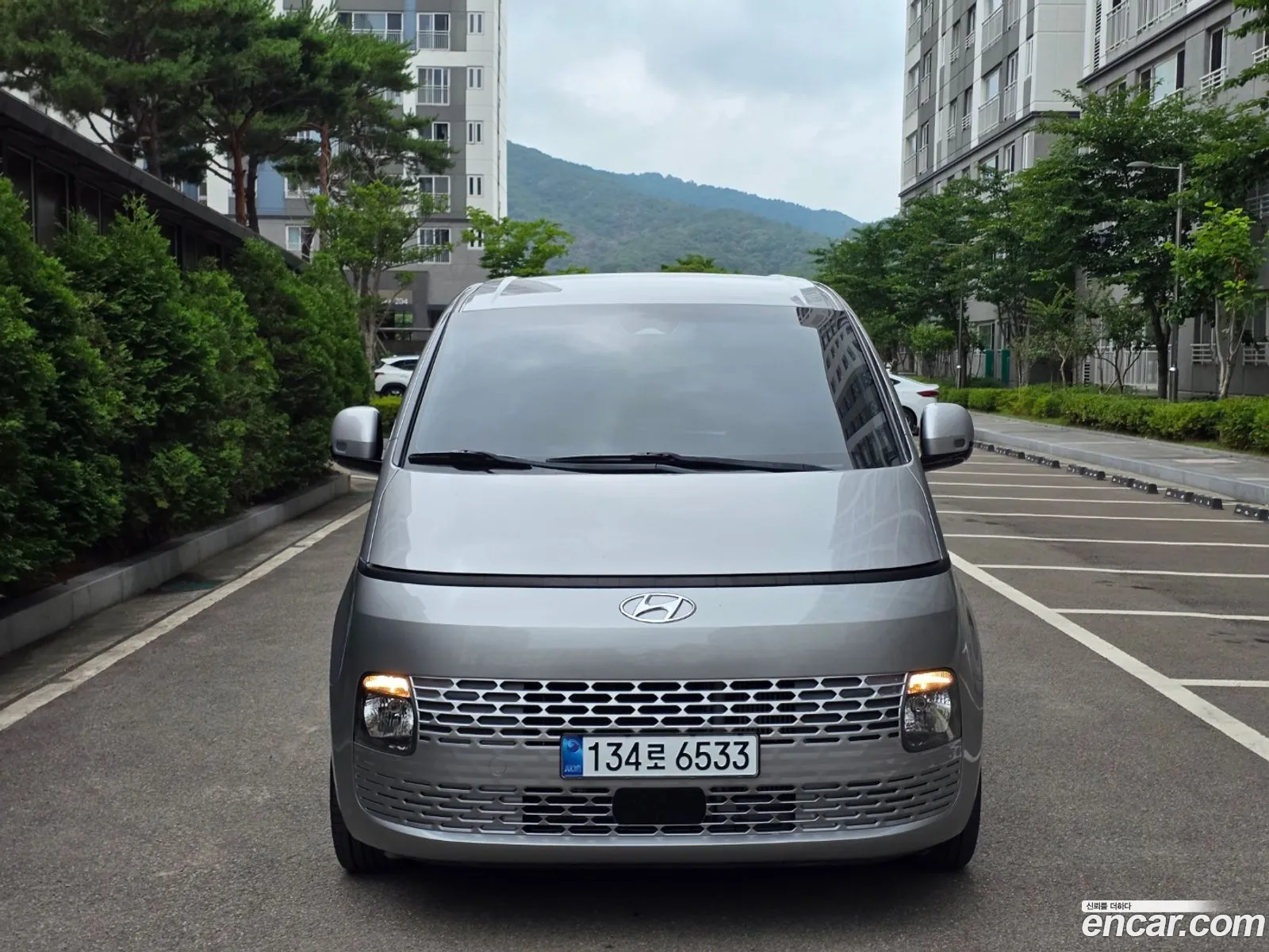Hyundai Staria 2021 — 3