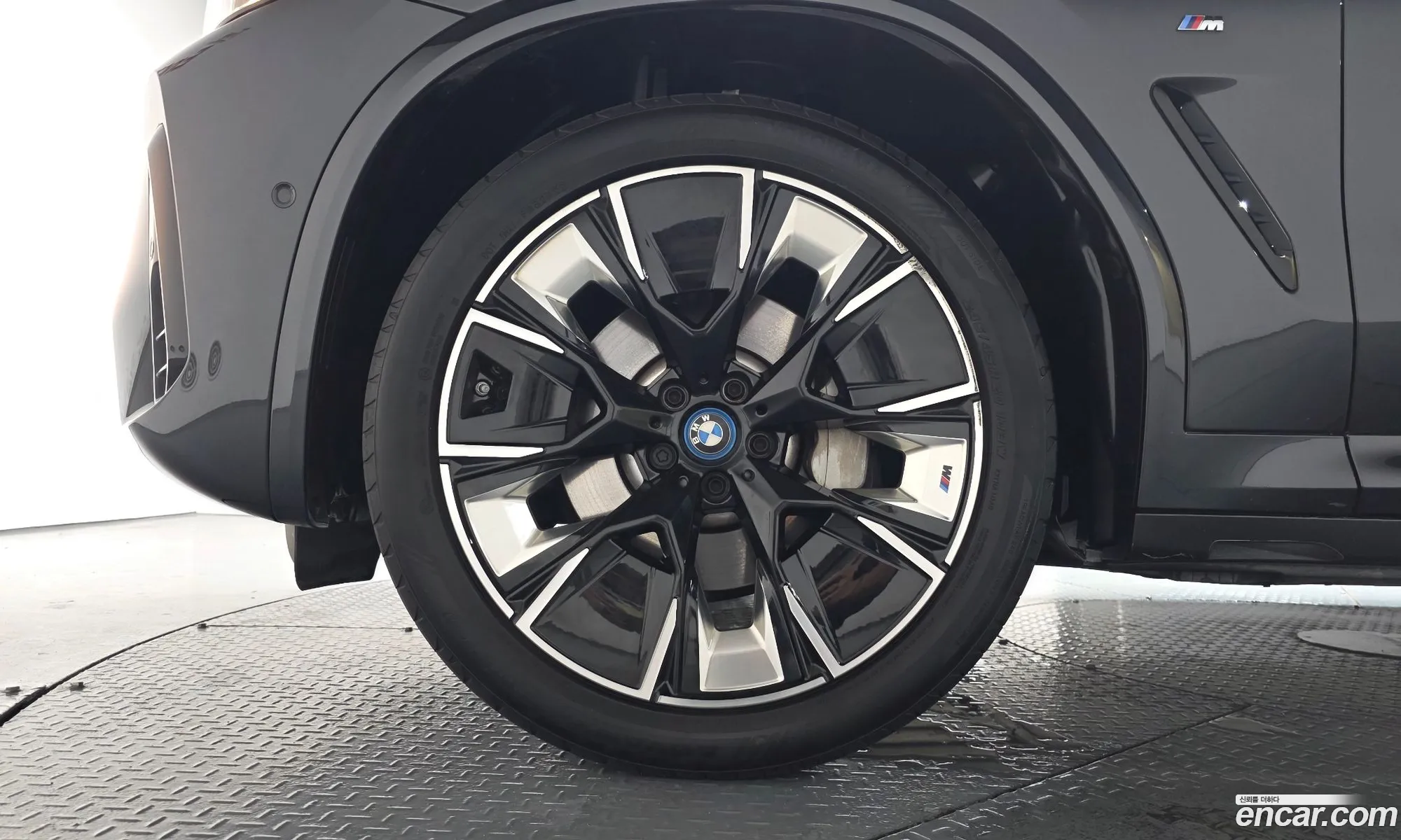 BMW iX3 2022 — 30
