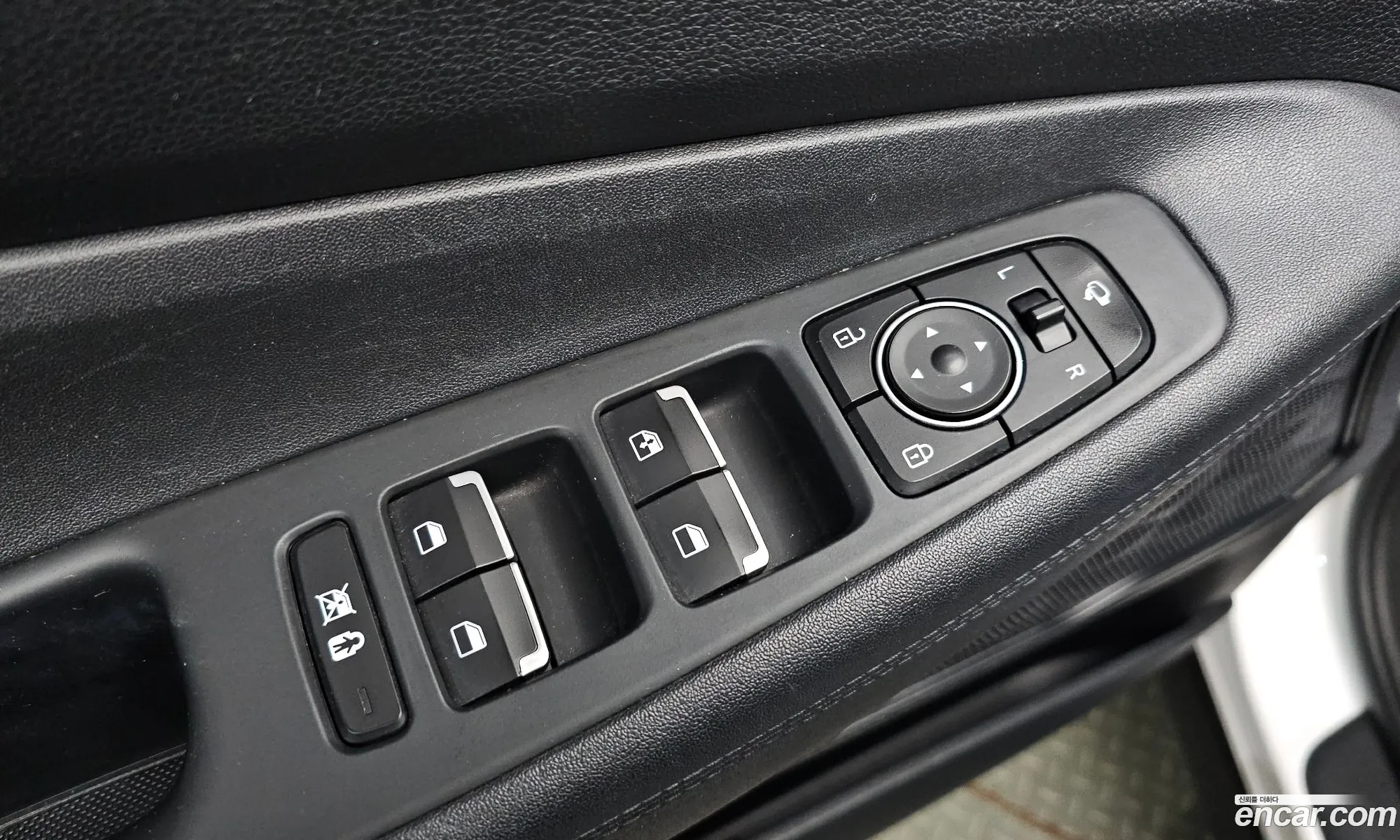 Hyundai Santa Fe TM 2019 KMHS281BBLU189181 — 15