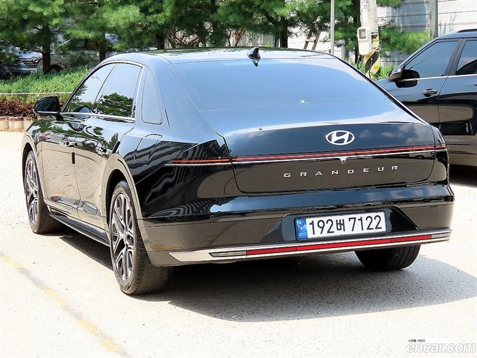 Hyundai Grandeur 2023 — 7